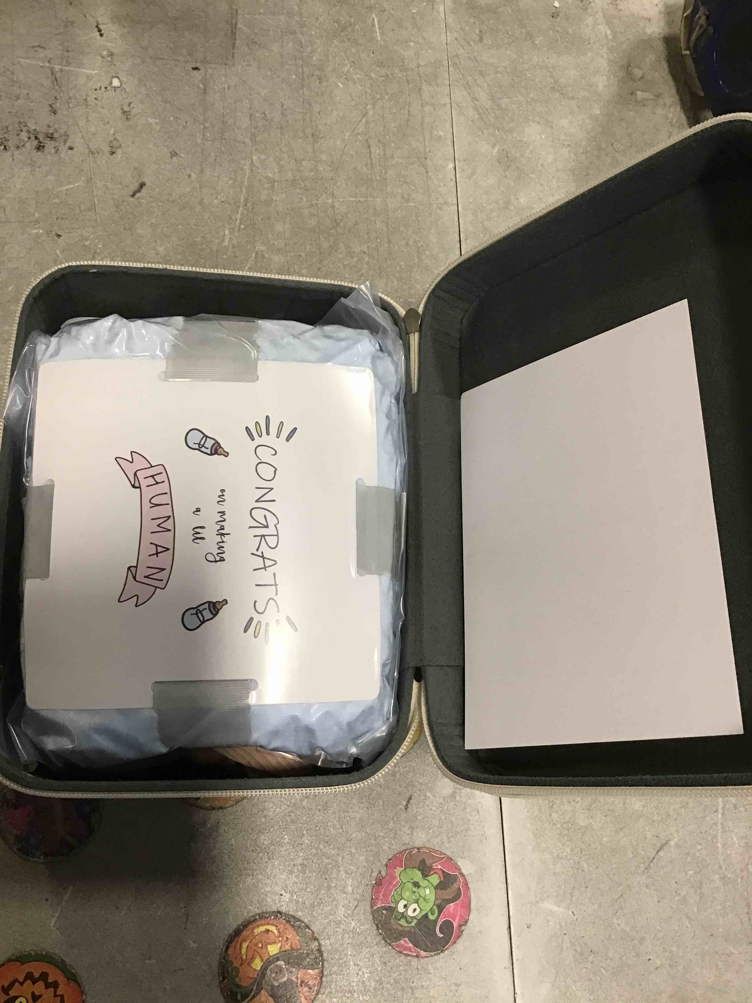 https://s3.amazonaws.com/lotting-images-prod/bidfta/PNK2211064_1742414096304.jpeg