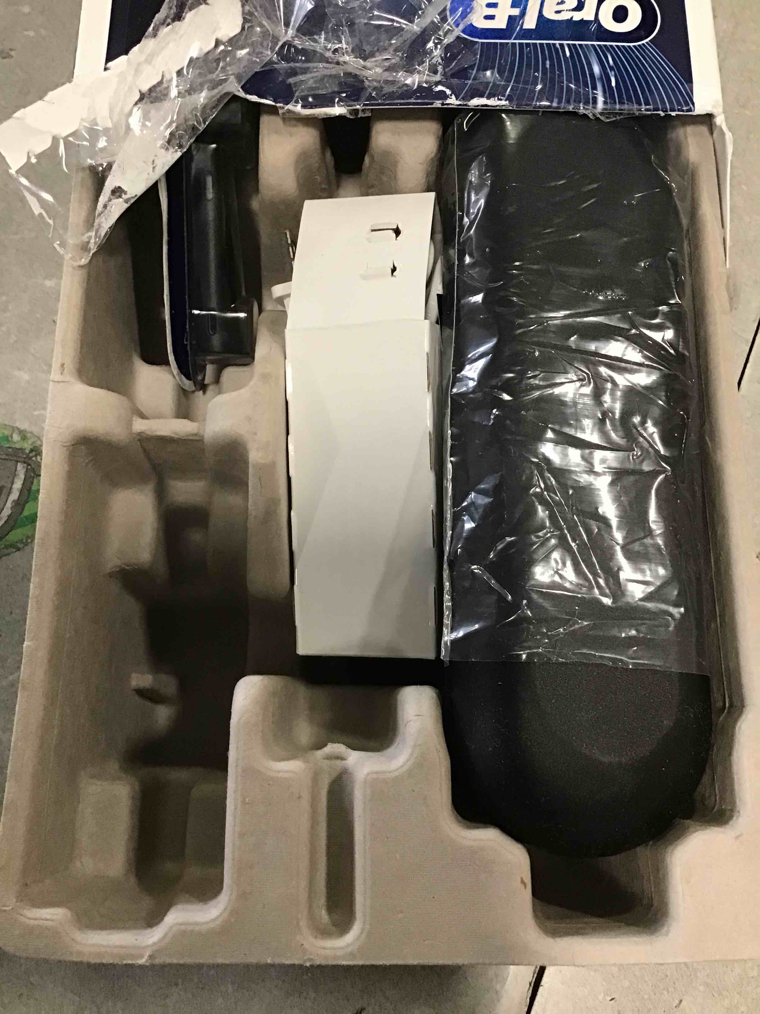 https://s3.amazonaws.com/lotting-images-prod/bidfta/PNK2211072_1742415149336.jpeg
