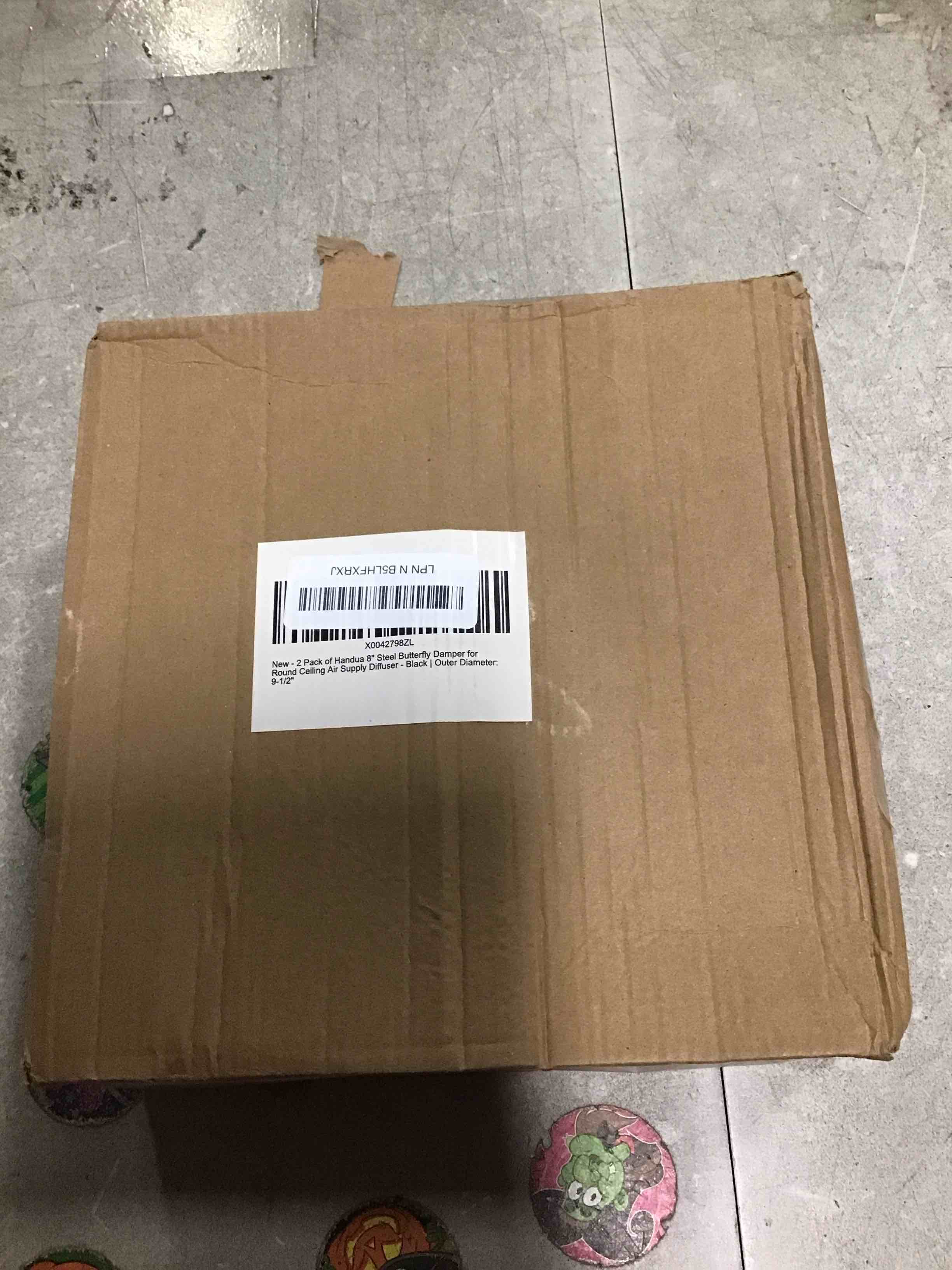 https://s3.amazonaws.com/lotting-images-prod/bidfta/PNK2211109_1742474604558.jpeg