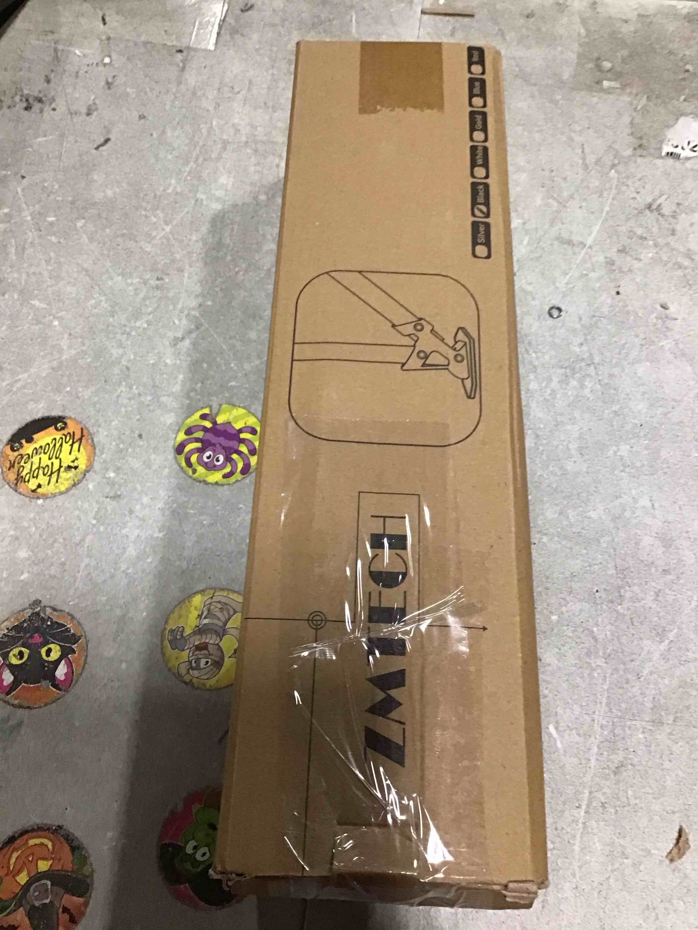 https://s3.amazonaws.com/lotting-images-prod/bidfta/PNK2211119_1742476321270.jpeg