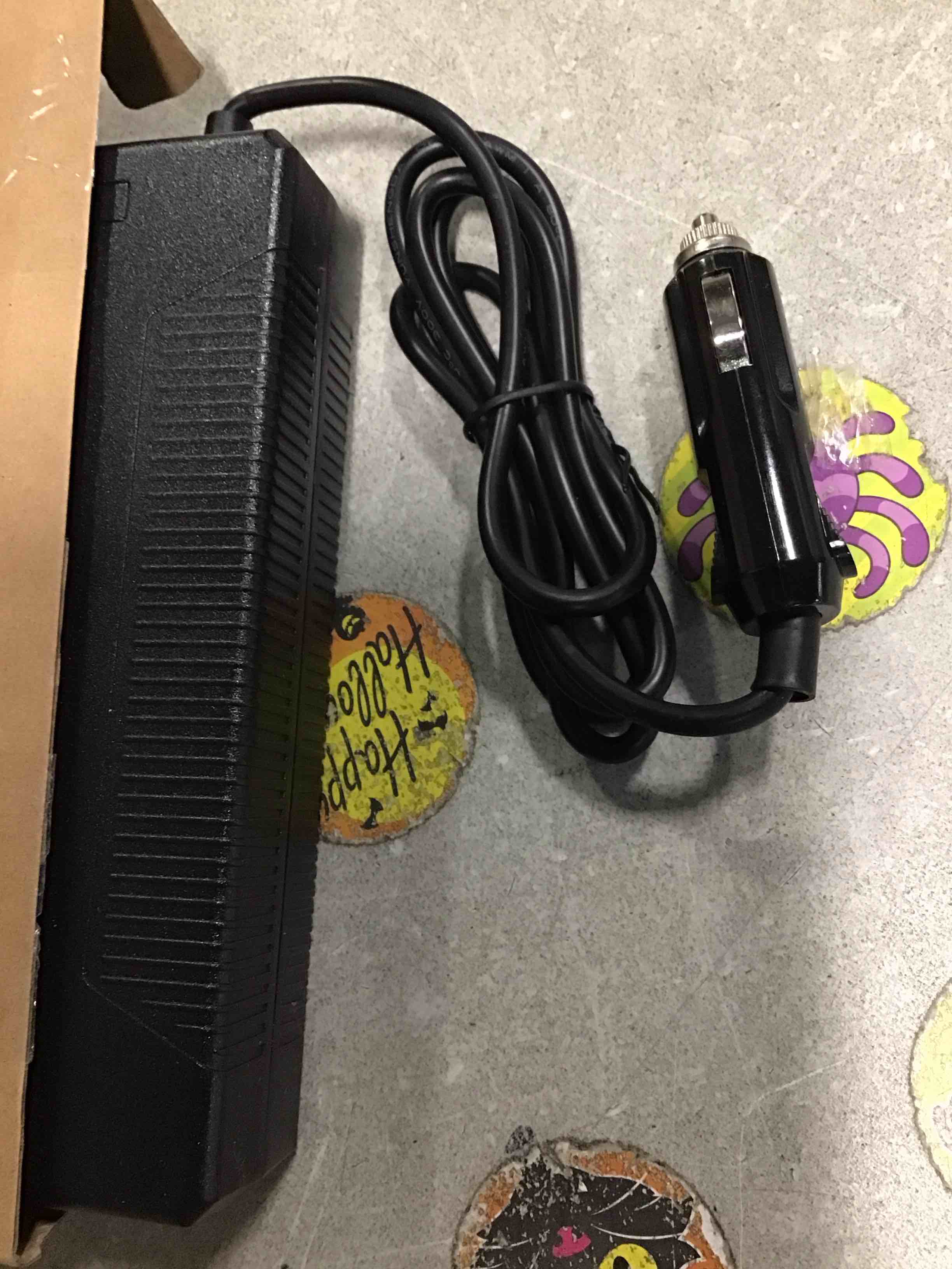 https://s3.amazonaws.com/lotting-images-prod/bidfta/PNK2211488_1742561281493.jpeg