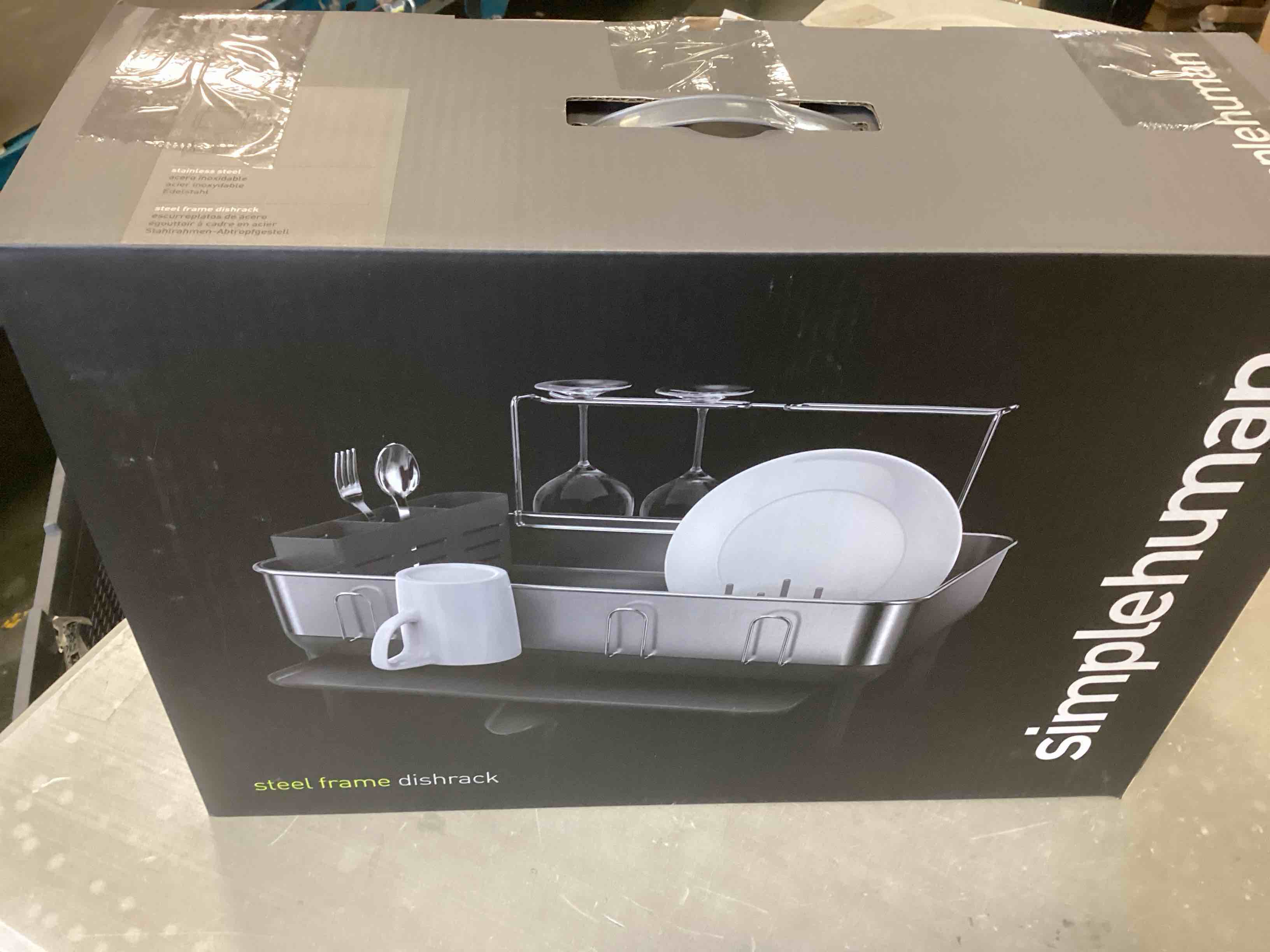 https://s3.amazonaws.com/lotting-images-prod/bidfta/PNK2212947_1741721426251.jpeg