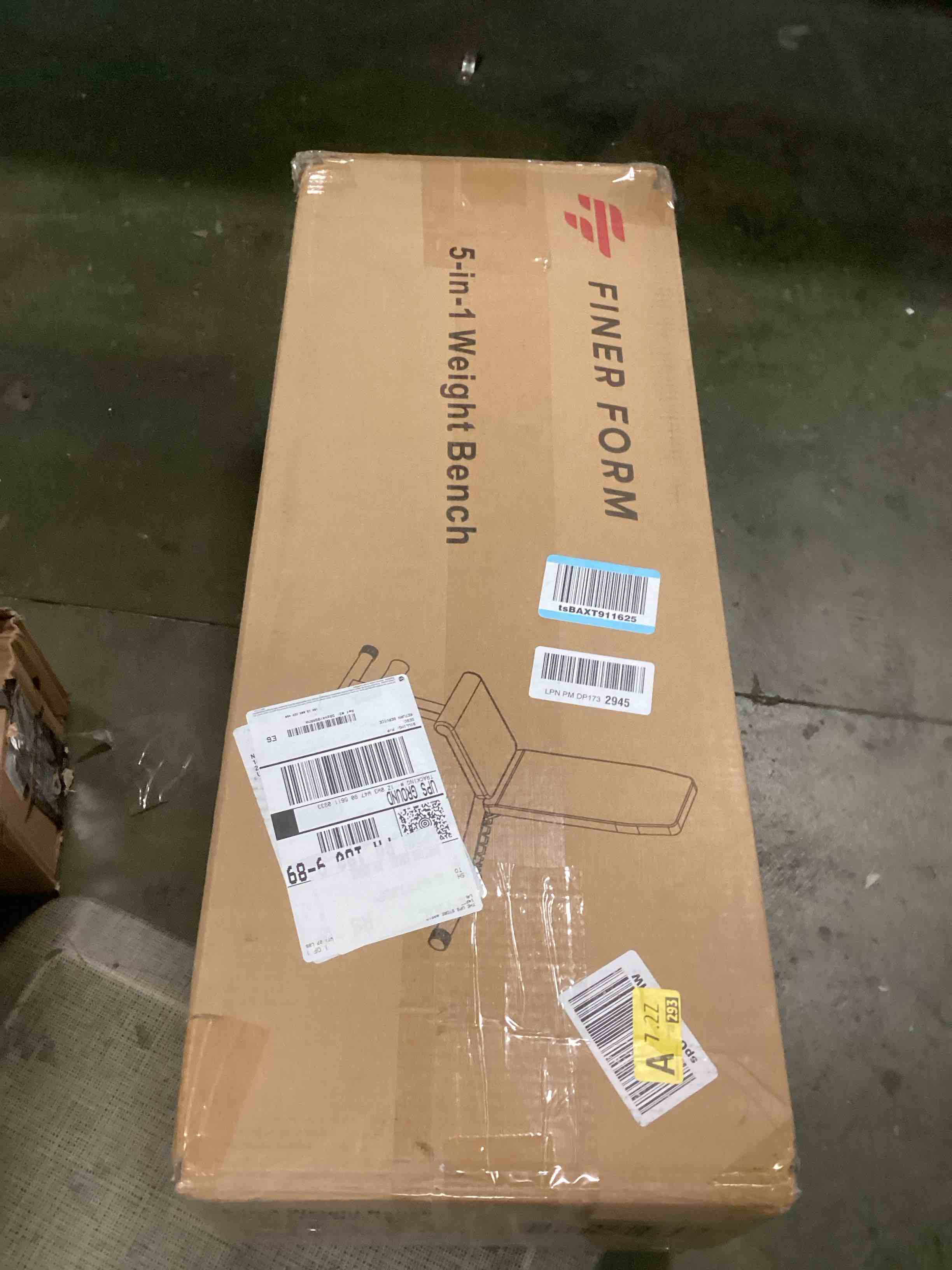 https://s3.amazonaws.com/lotting-images-prod/bidfta/PNK2213149_1741962478243.jpeg
