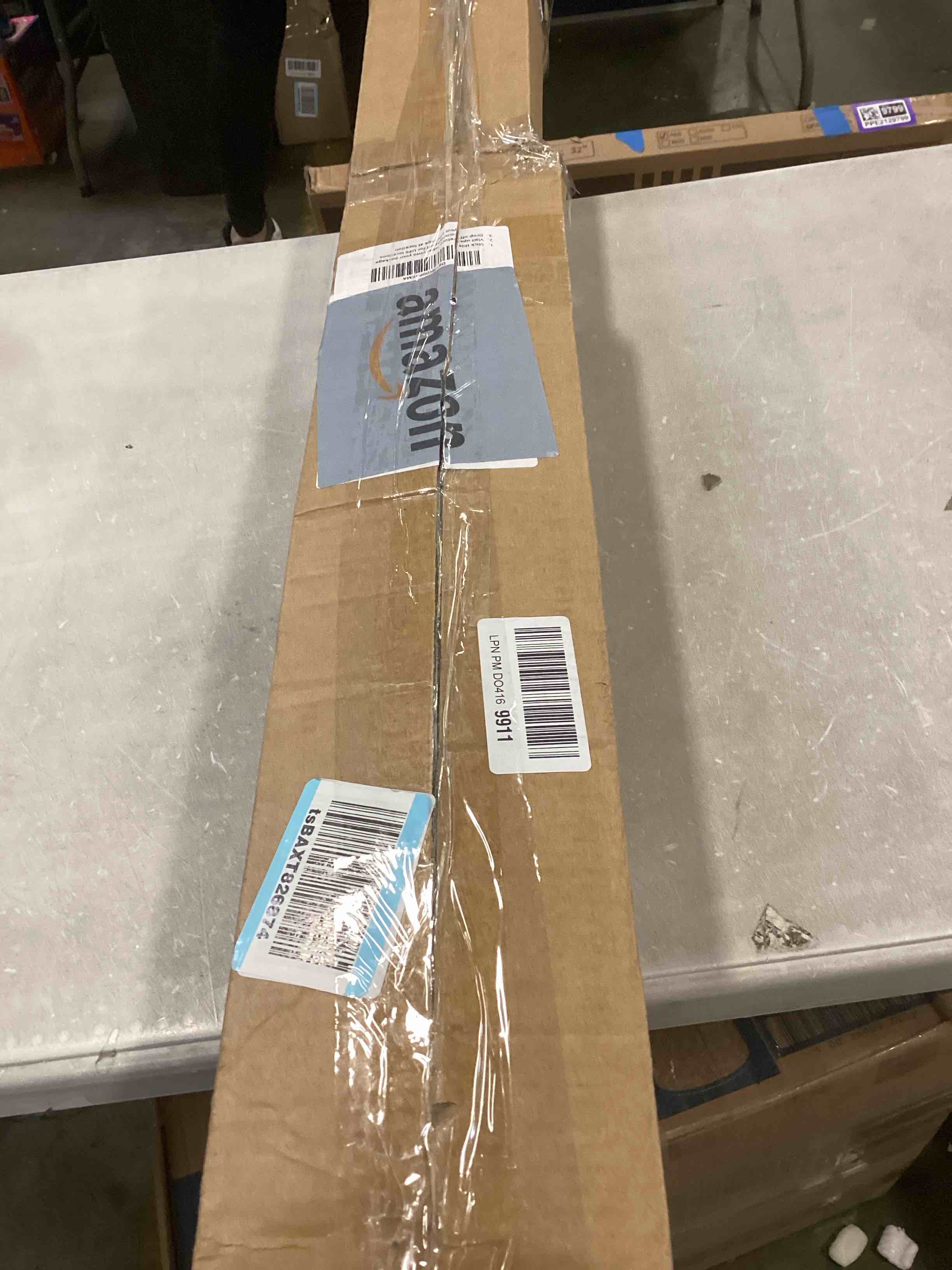 https://s3.amazonaws.com/lotting-images-prod/bidfta/PNK2213252_1741980747597.jpeg