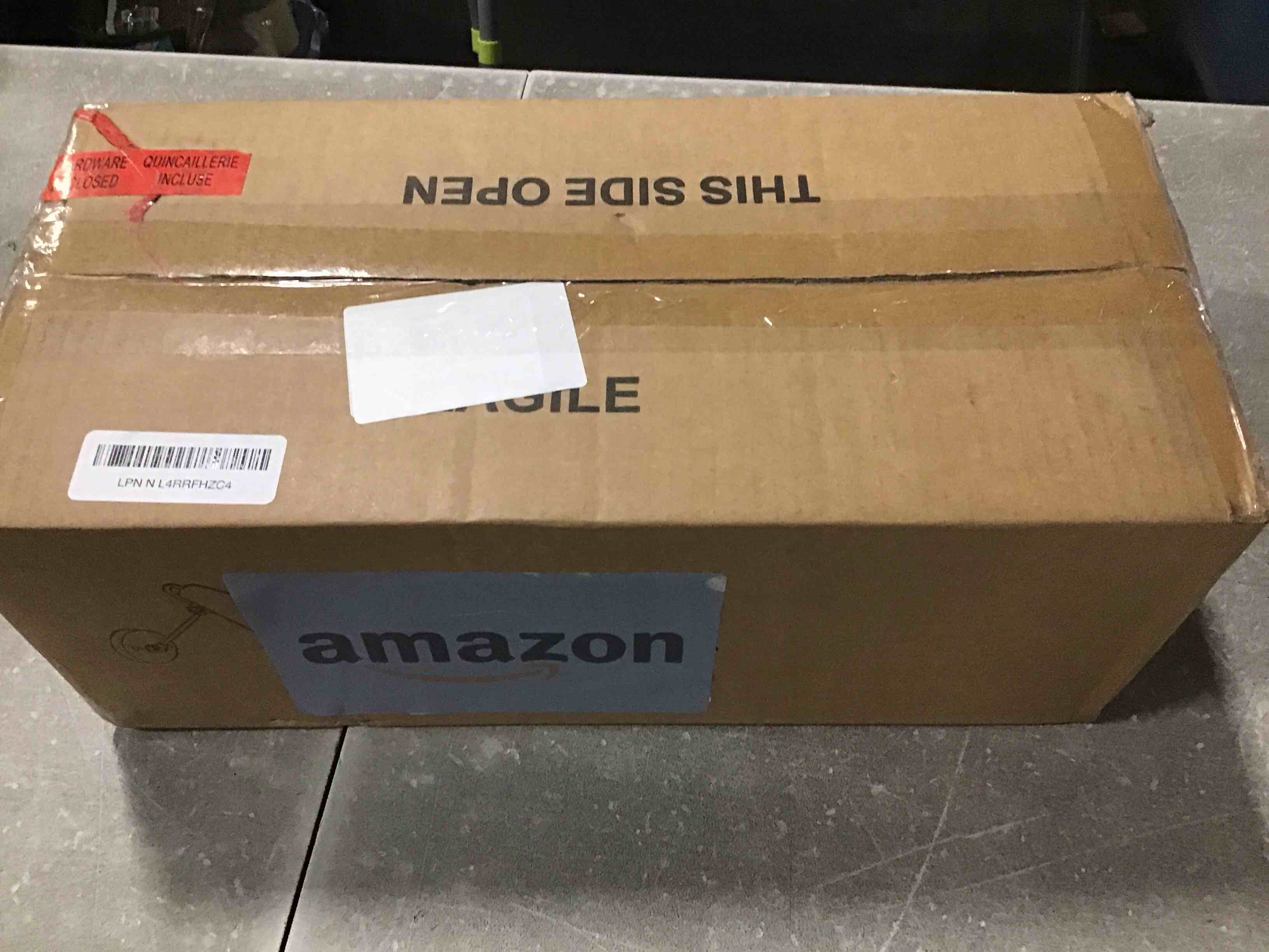 https://s3.amazonaws.com/lotting-images-prod/bidfta/PNK2213274_1742212931405.jpeg