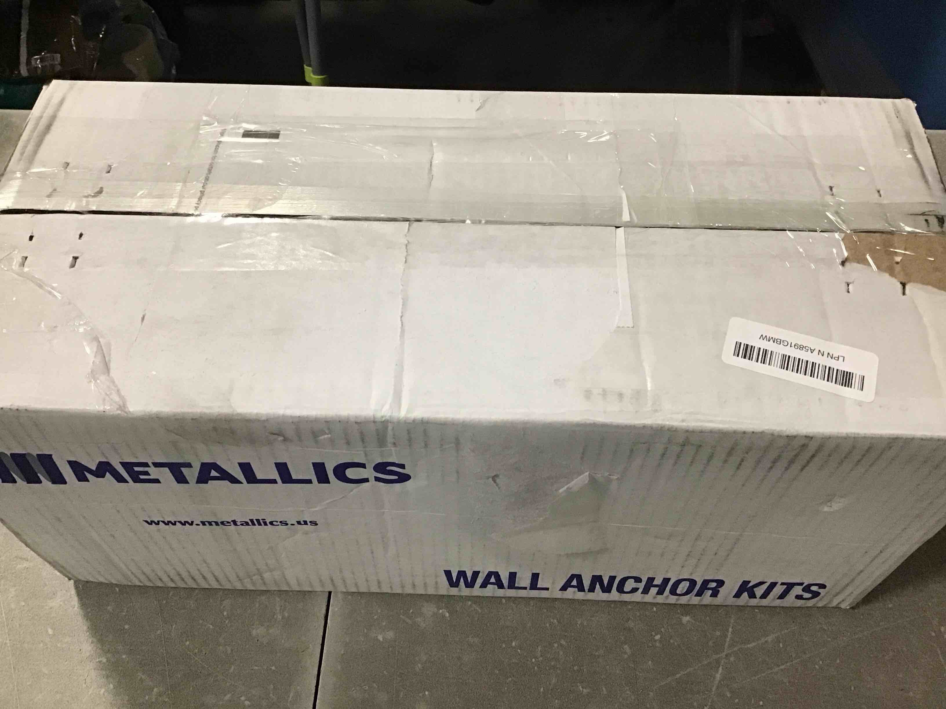 https://s3.amazonaws.com/lotting-images-prod/bidfta/PNK2213285_1742214251293.jpeg