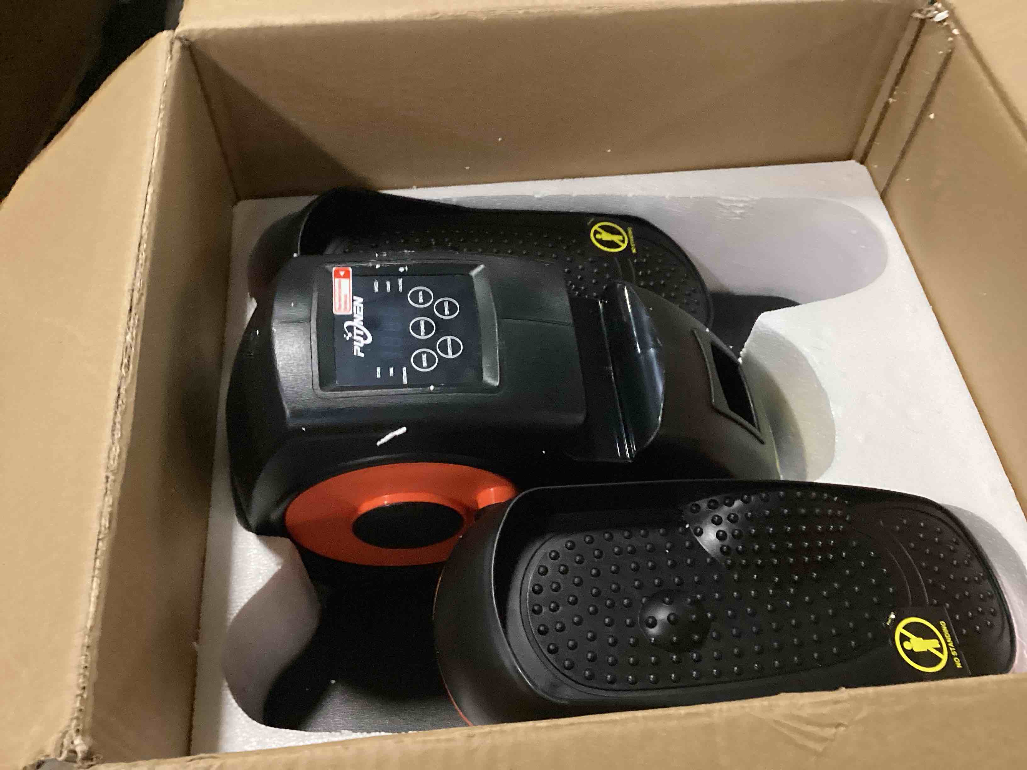https://s3.amazonaws.com/lotting-images-prod/bidfta/PNK2213914_1742483766336.jpeg