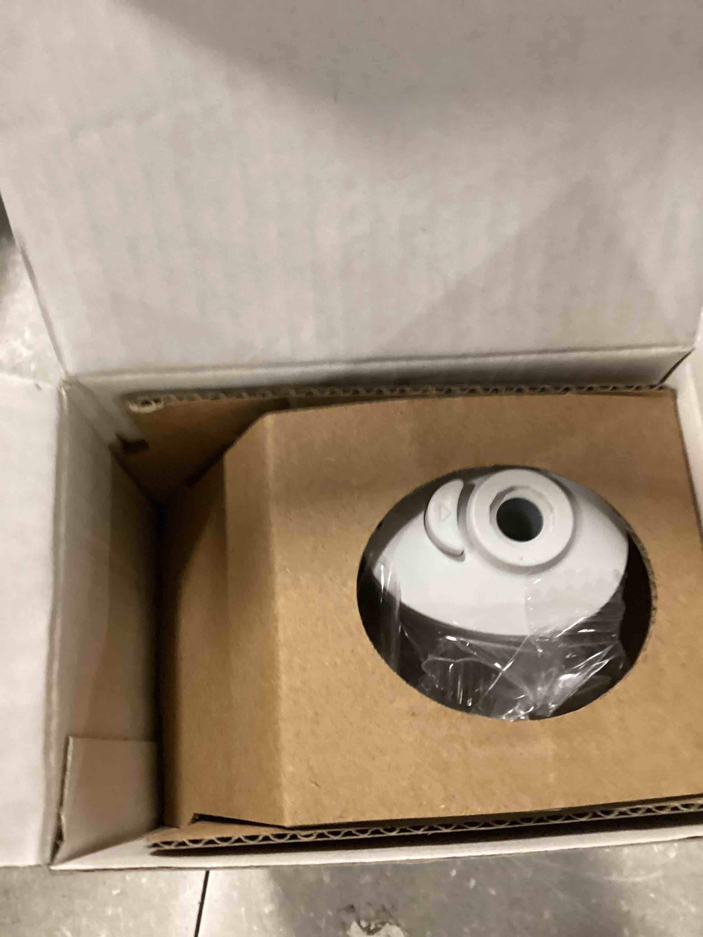 https://s3.amazonaws.com/lotting-images-prod/bidfta/PNK2214089_1742558817708.jpeg
