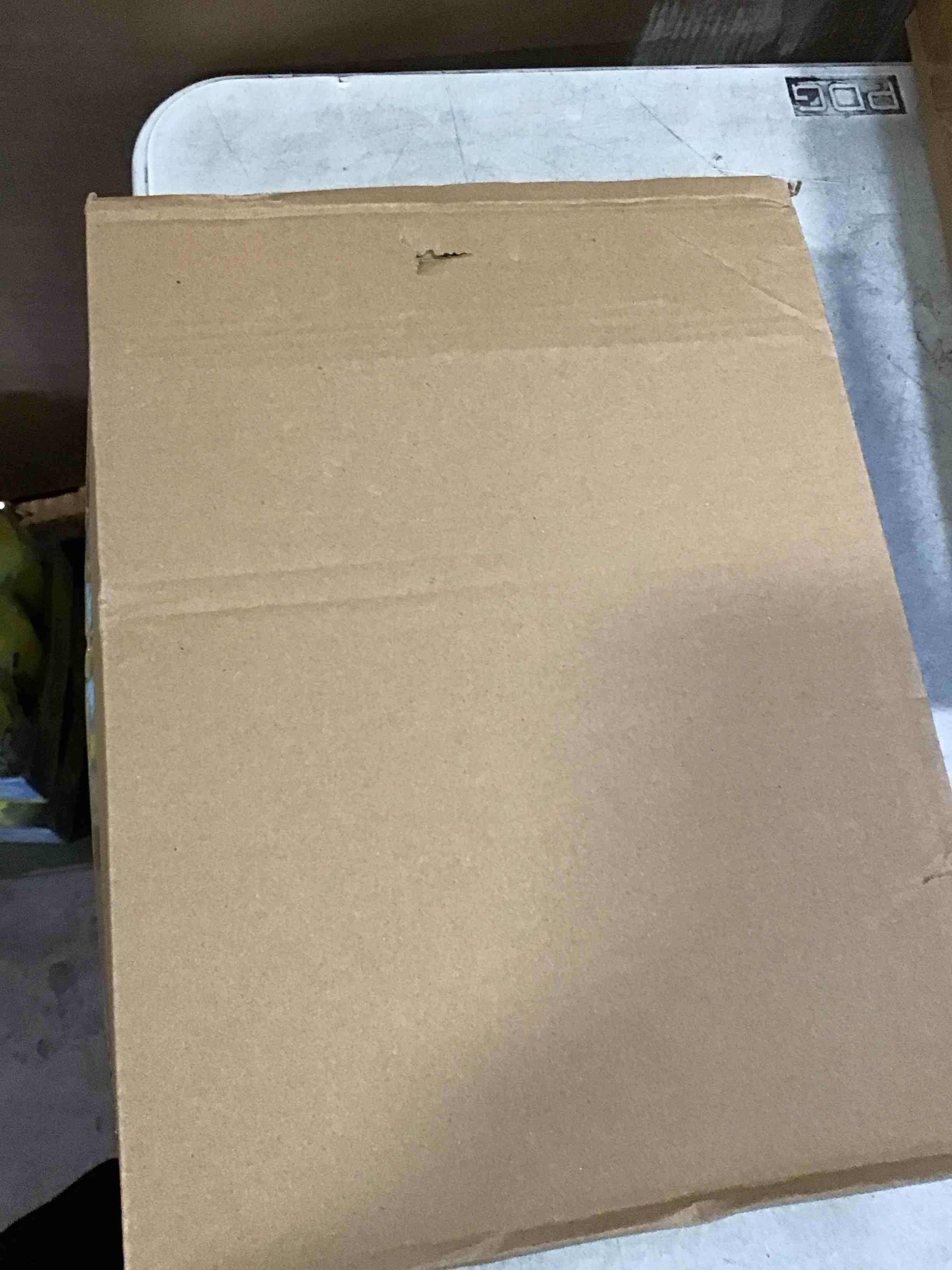 https://s3.amazonaws.com/lotting-images-prod/bidfta/PNK2215897_1741096063233.jpeg
