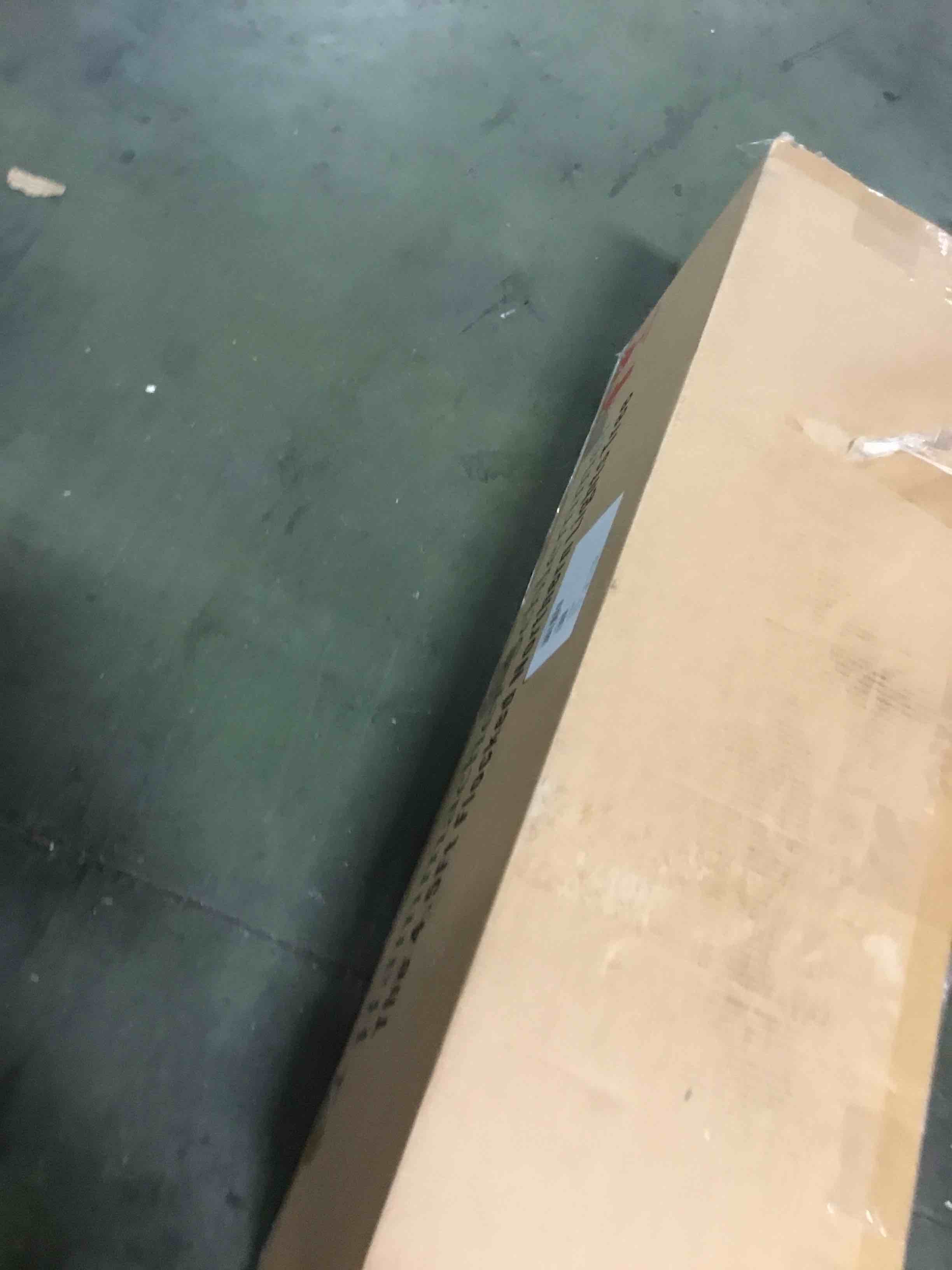 https://s3.amazonaws.com/lotting-images-prod/bidfta/PNK2216395_1743789105124.jpeg