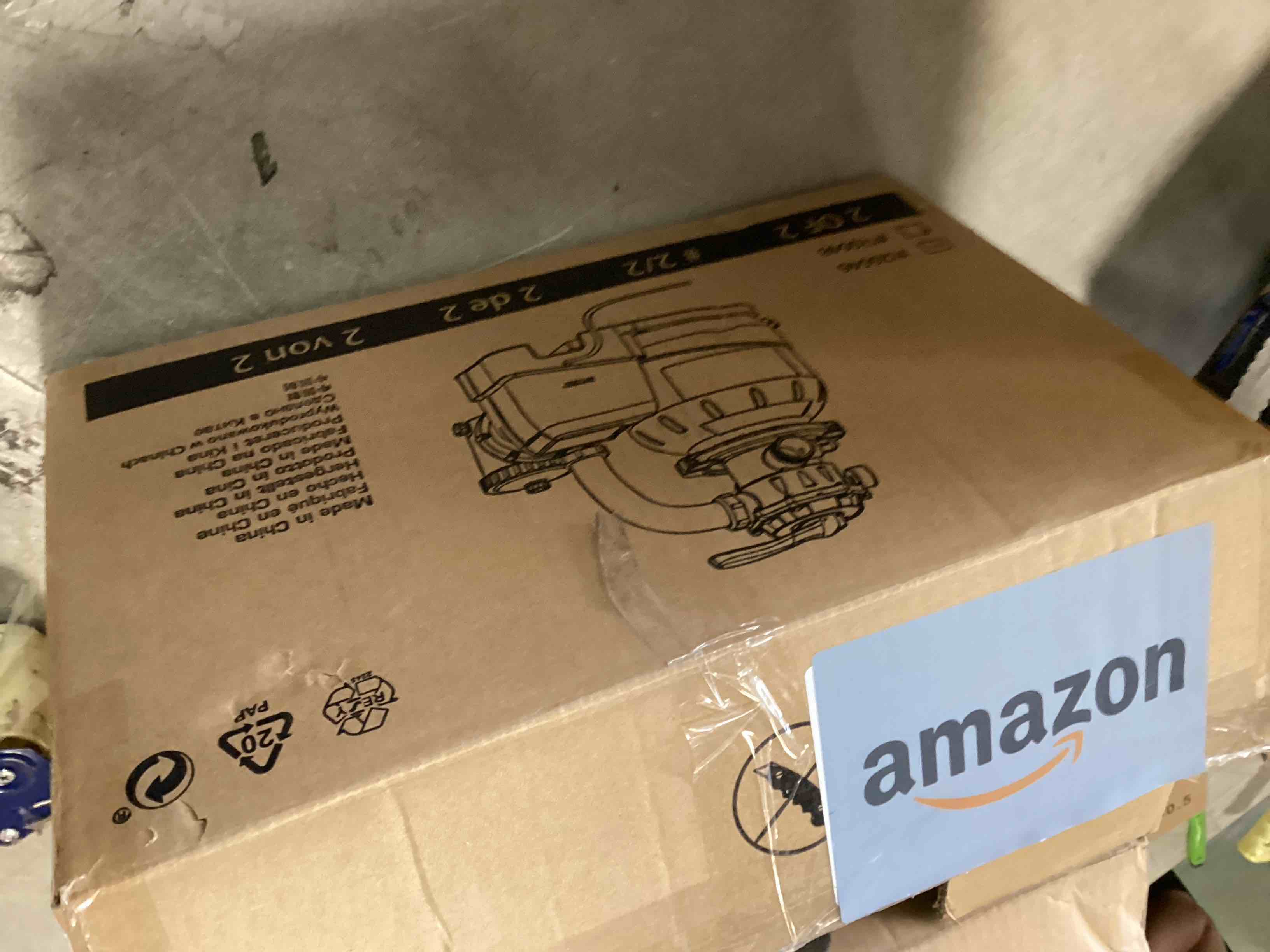 https://s3.amazonaws.com/lotting-images-prod/bidfta/PNK2216564_1745942044878.jpeg