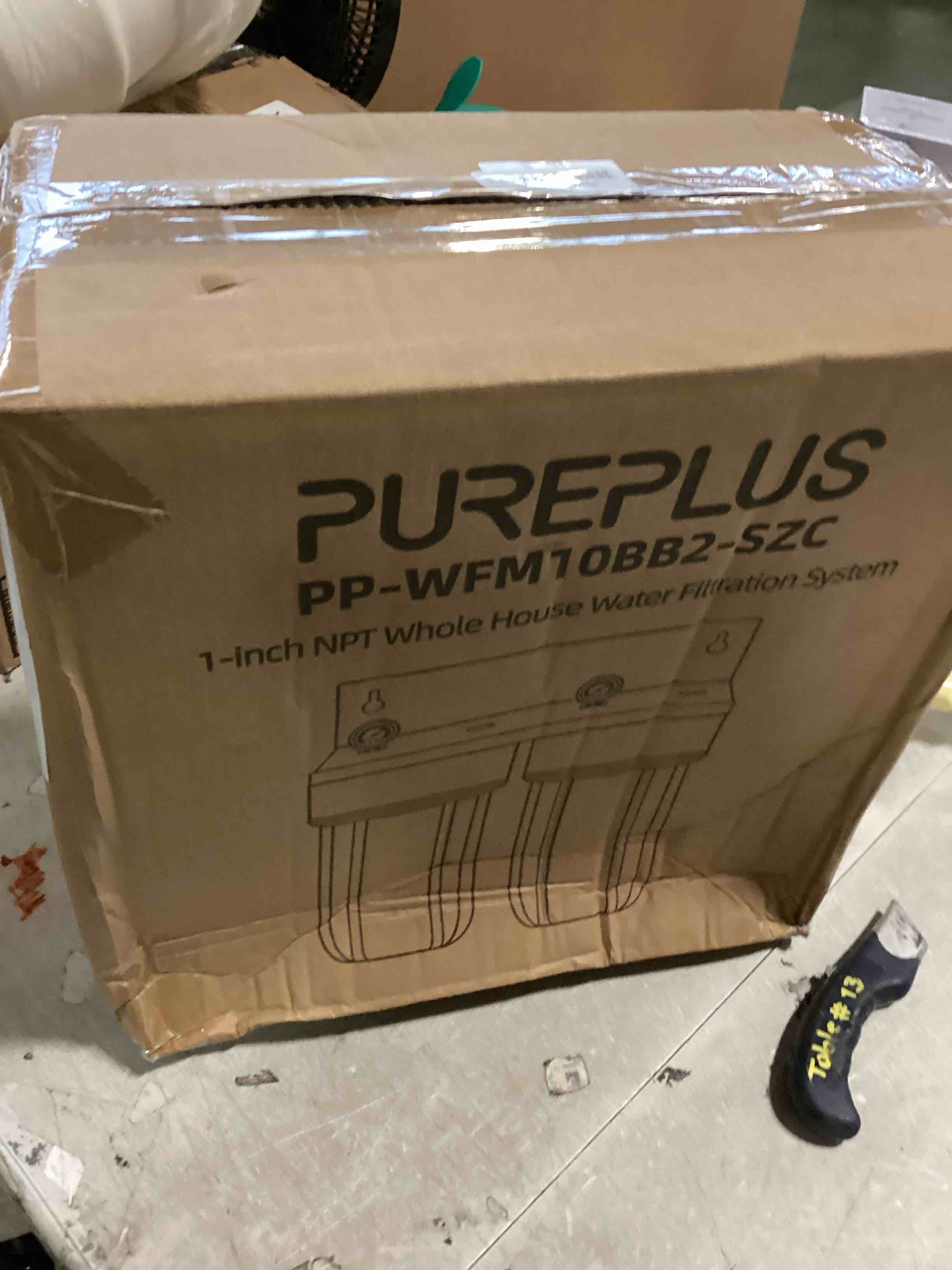 https://s3.amazonaws.com/lotting-images-prod/bidfta/PNK2216605_1745950918813.jpeg