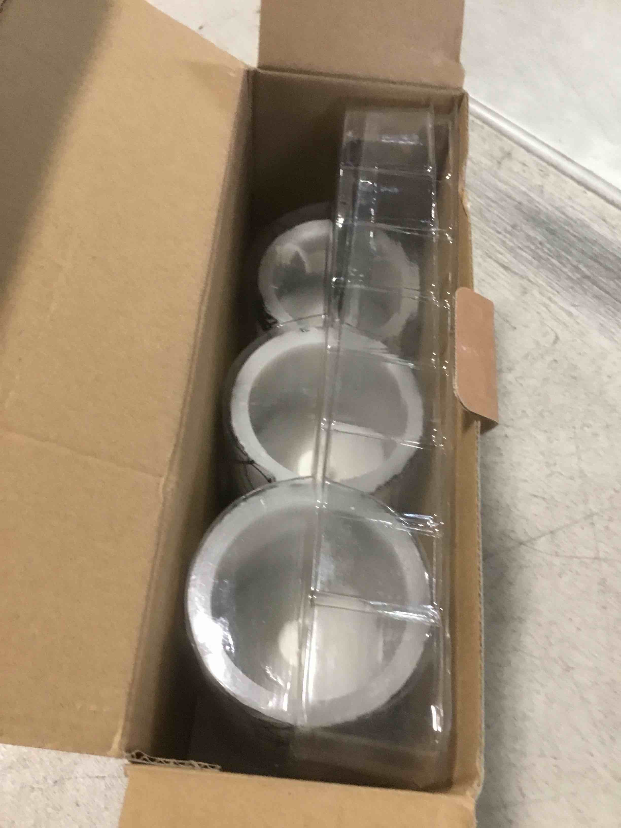 https://s3.amazonaws.com/lotting-images-prod/bidfta/PNK2217205_1749142881679.jpeg