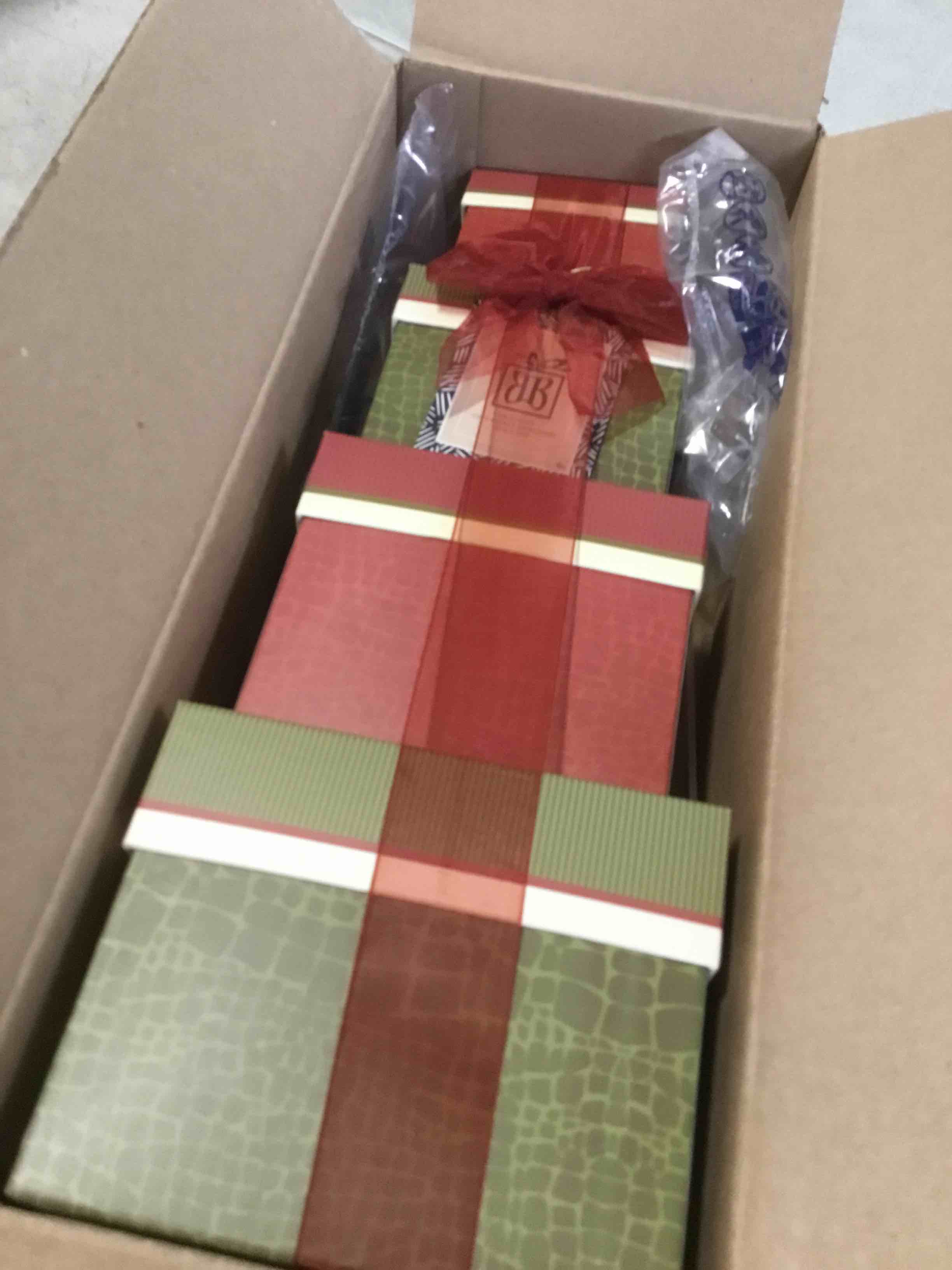 https://s3.amazonaws.com/lotting-images-prod/bidfta/PNK2217246_1749145314073.jpeg
