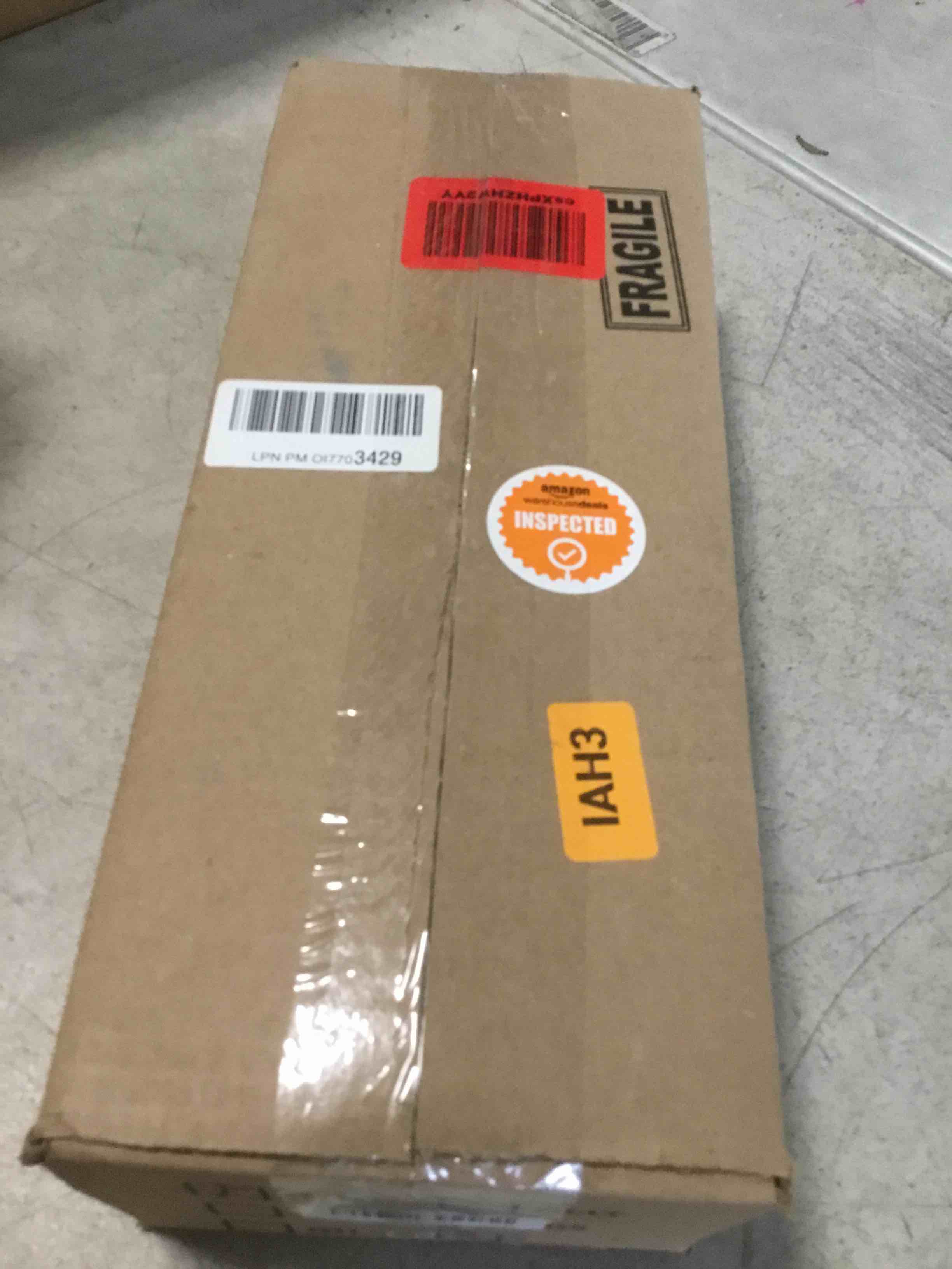 https://s3.amazonaws.com/lotting-images-prod/bidfta/PNK2217246_1749145325858.jpeg