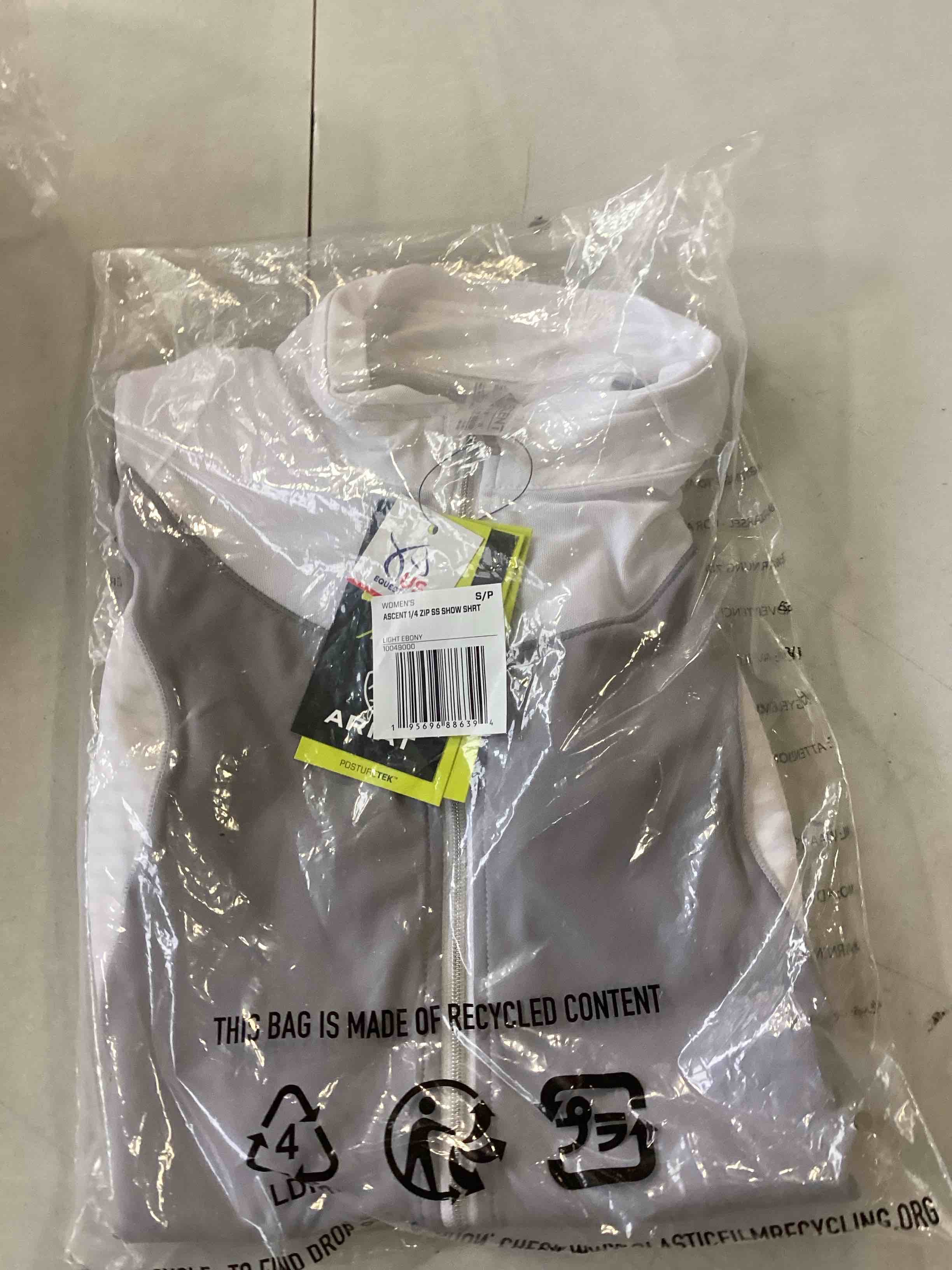 https://s3.amazonaws.com/lotting-images-prod/bidfta/PNK2219560_1742992169083.jpeg