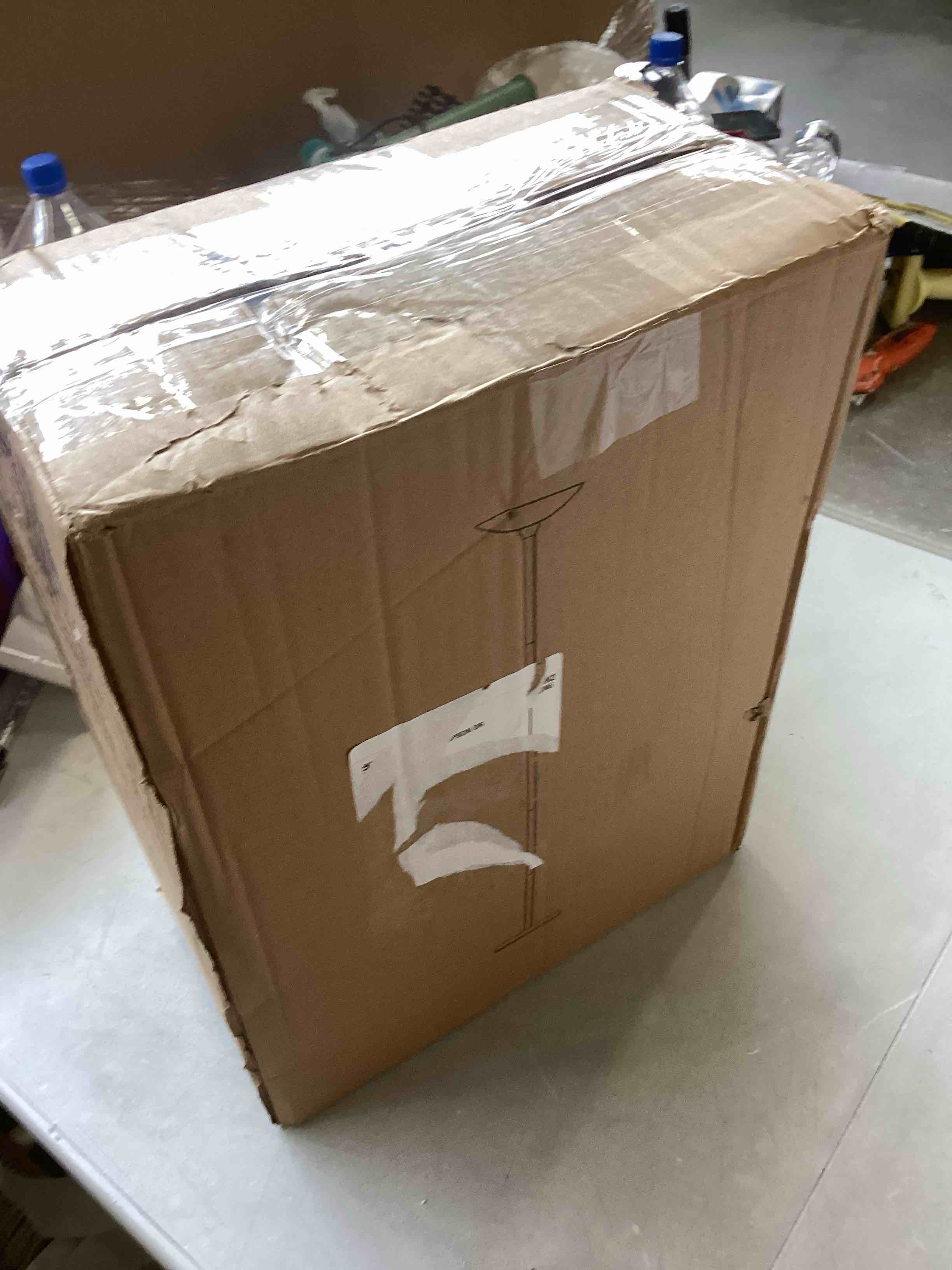 https://s3.amazonaws.com/lotting-images-prod/bidfta/PNK2219945_1743439060899.jpeg