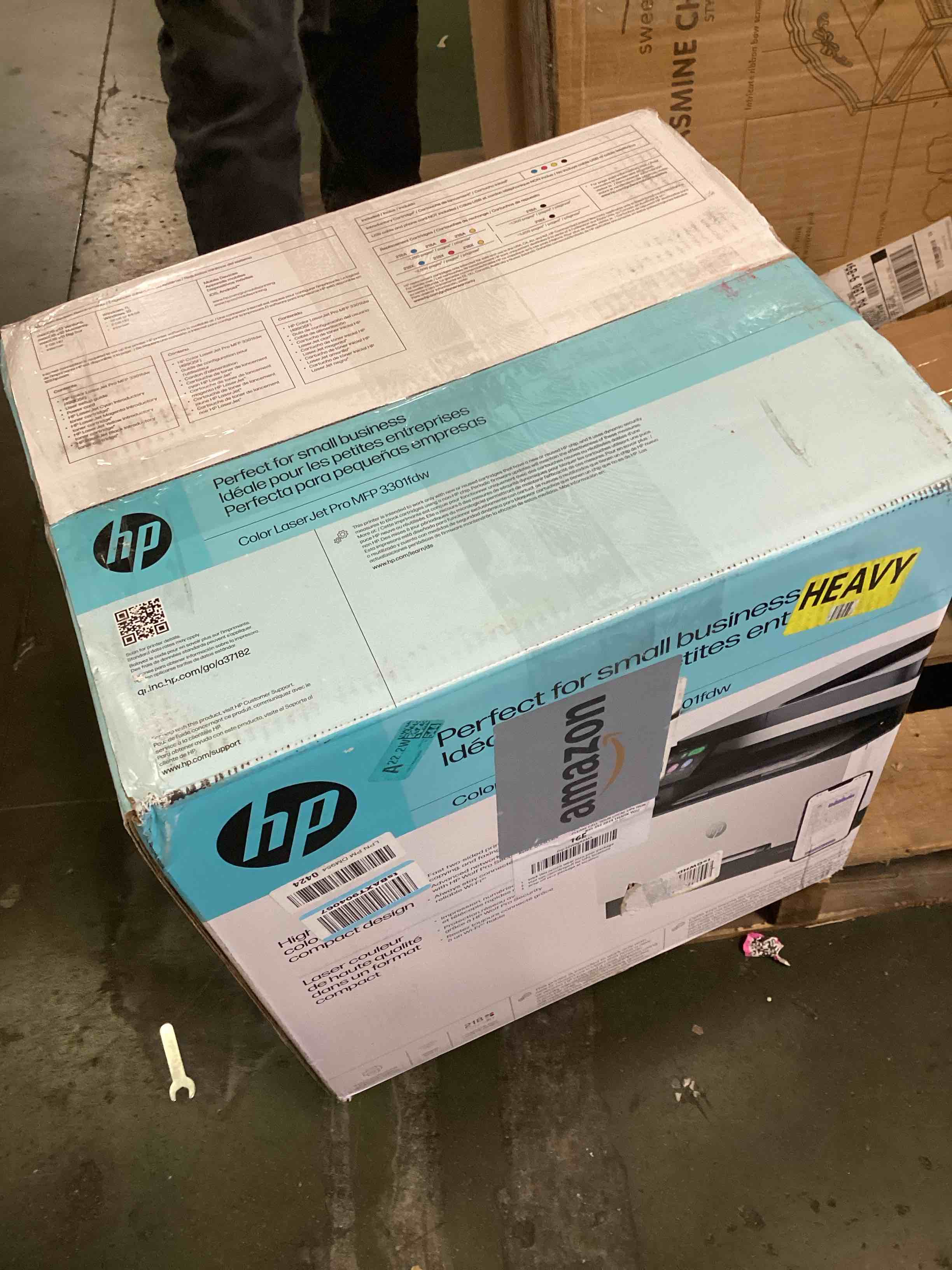 https://s3.amazonaws.com/lotting-images-prod/bidfta/PNK2220497_1743702944956.jpeg