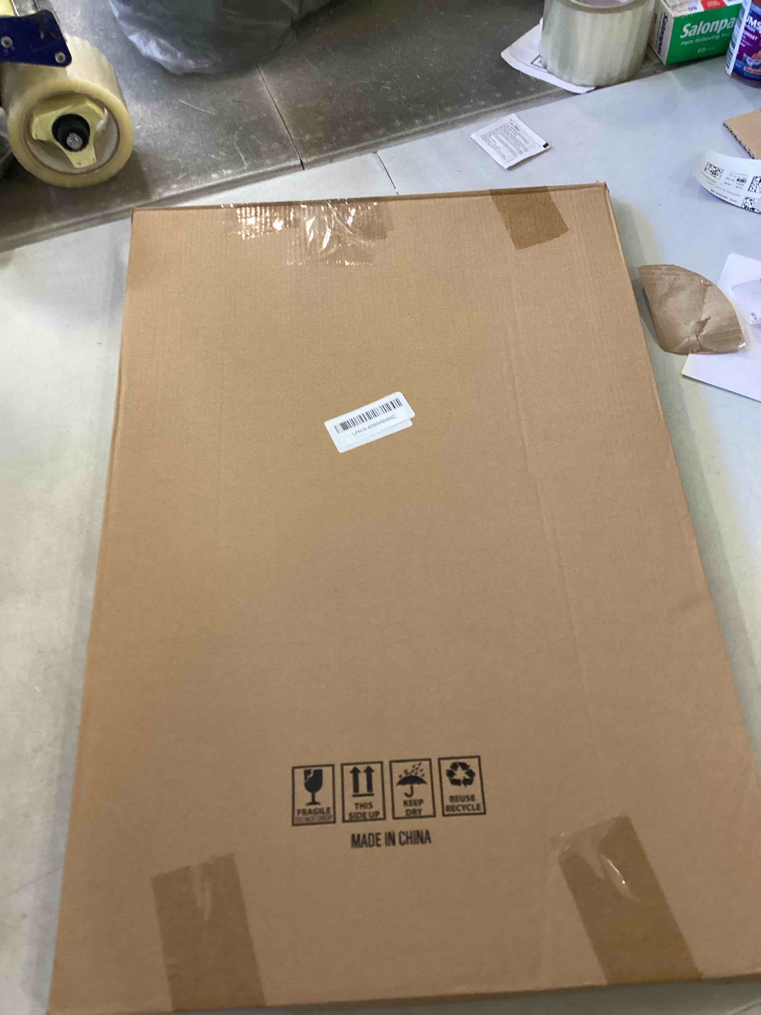 https://s3.amazonaws.com/lotting-images-prod/bidfta/PNK2220615_1744043779938.jpeg