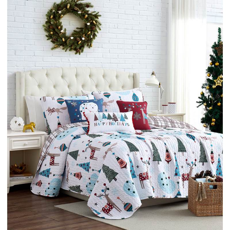 Winter Wonderland White/Blue Microfiber Reversible Quilt Set Queen 