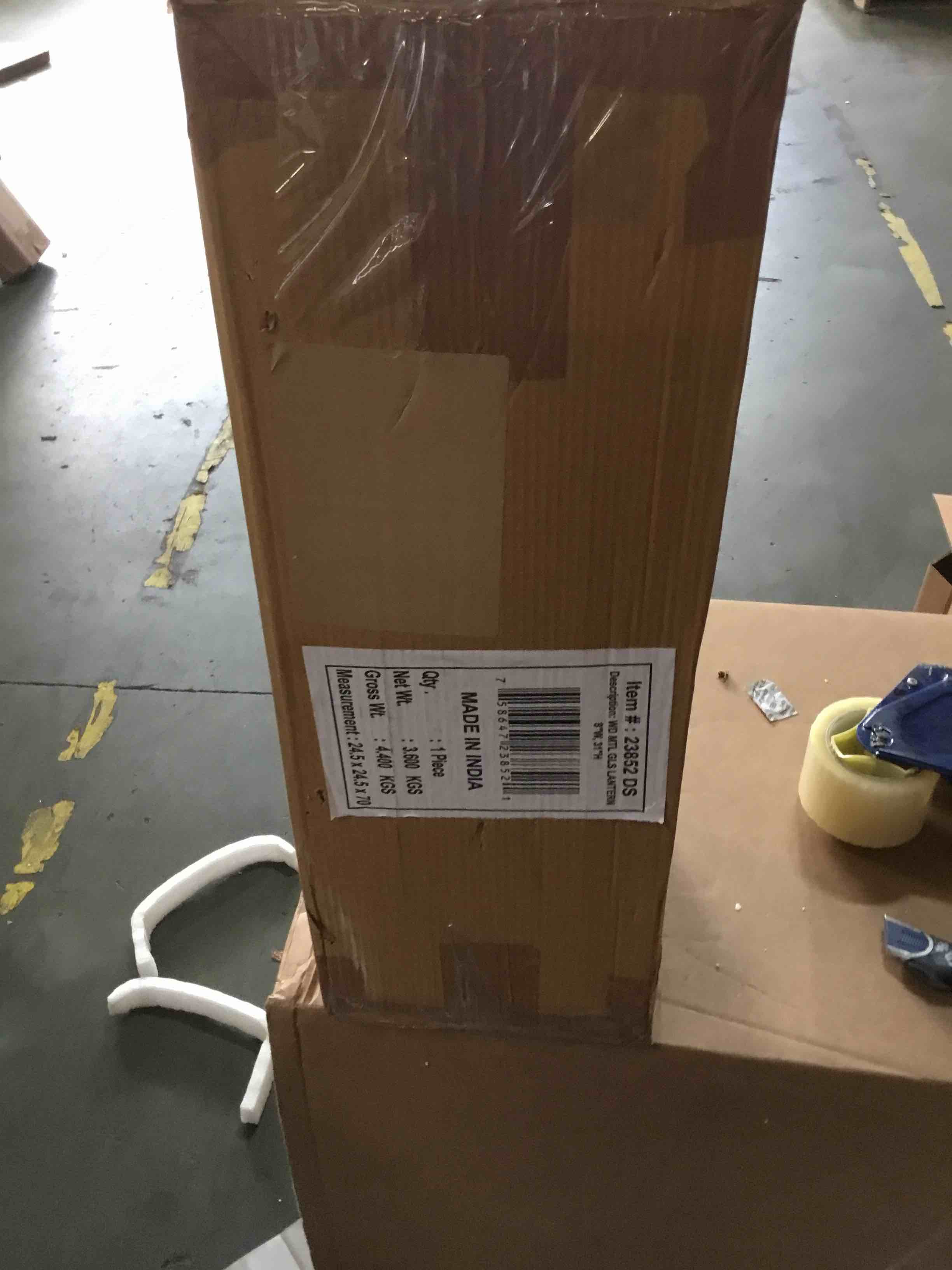 https://s3.amazonaws.com/lotting-images-prod/bidfta/PNK2223074_1743520243542.jpeg