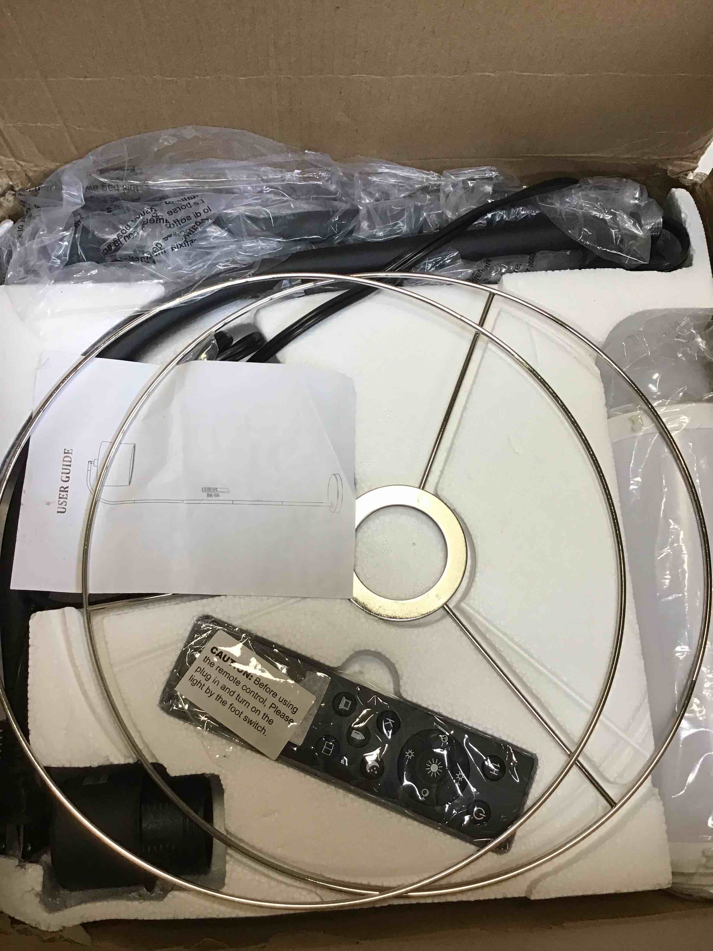 https://s3.amazonaws.com/lotting-images-prod/bidfta/PNK2224677_1742577752964.jpeg