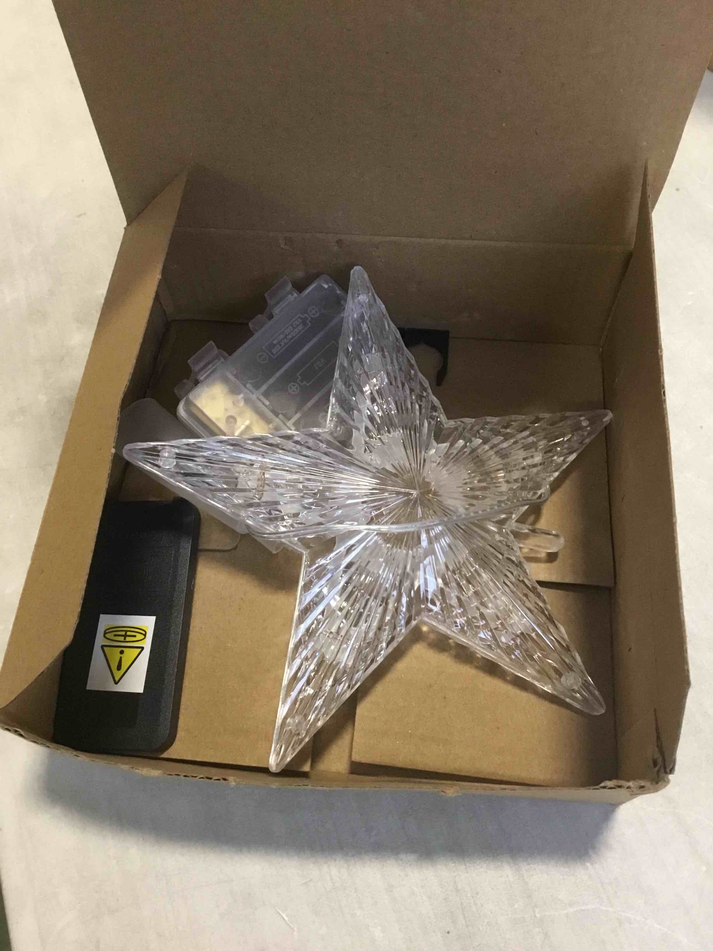 https://s3.amazonaws.com/lotting-images-prod/bidfta/PNK2224997_1743596271568.jpeg