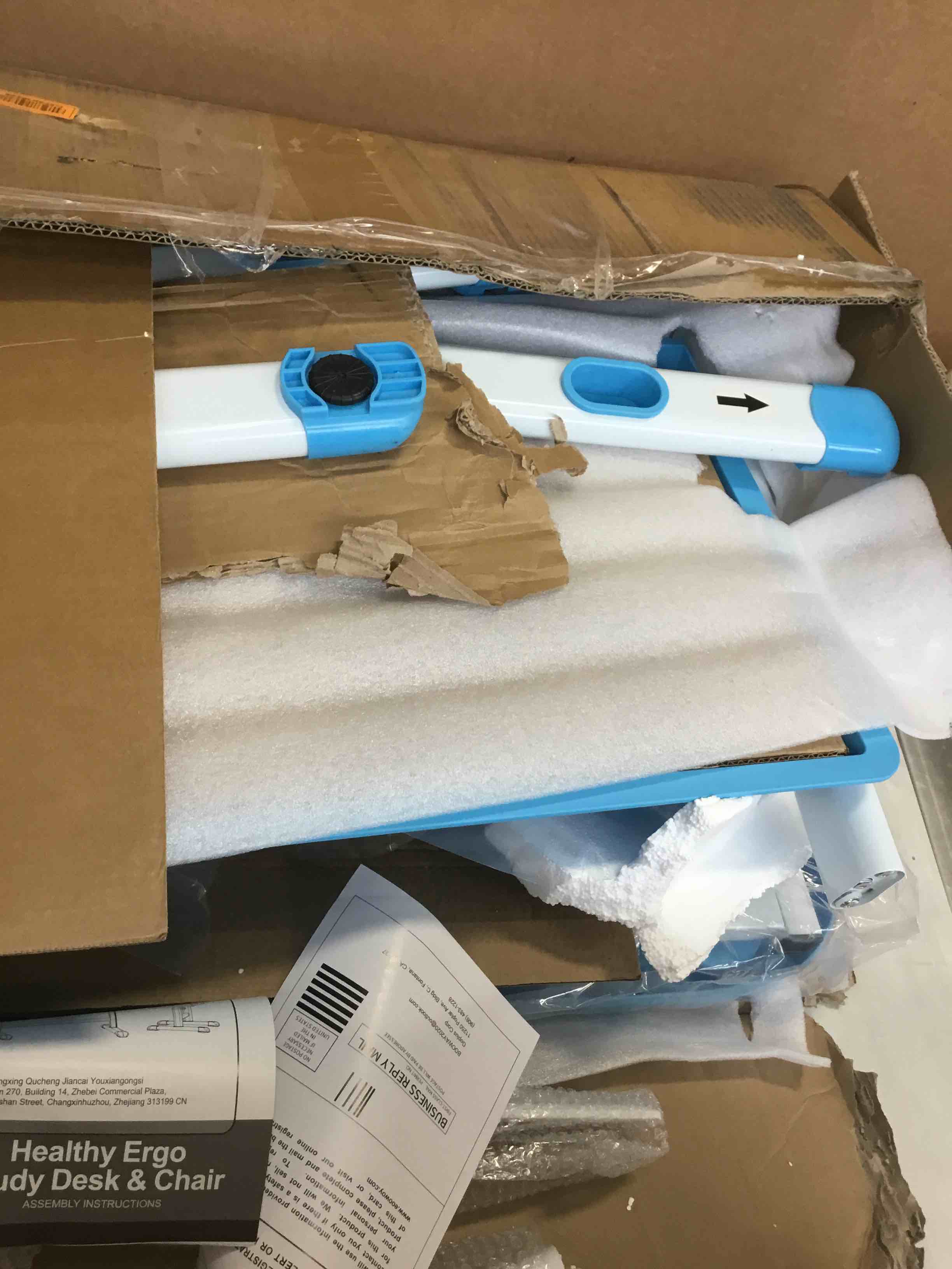 https://s3.amazonaws.com/lotting-images-prod/bidfta/PNK2225054_1743600833375.jpeg