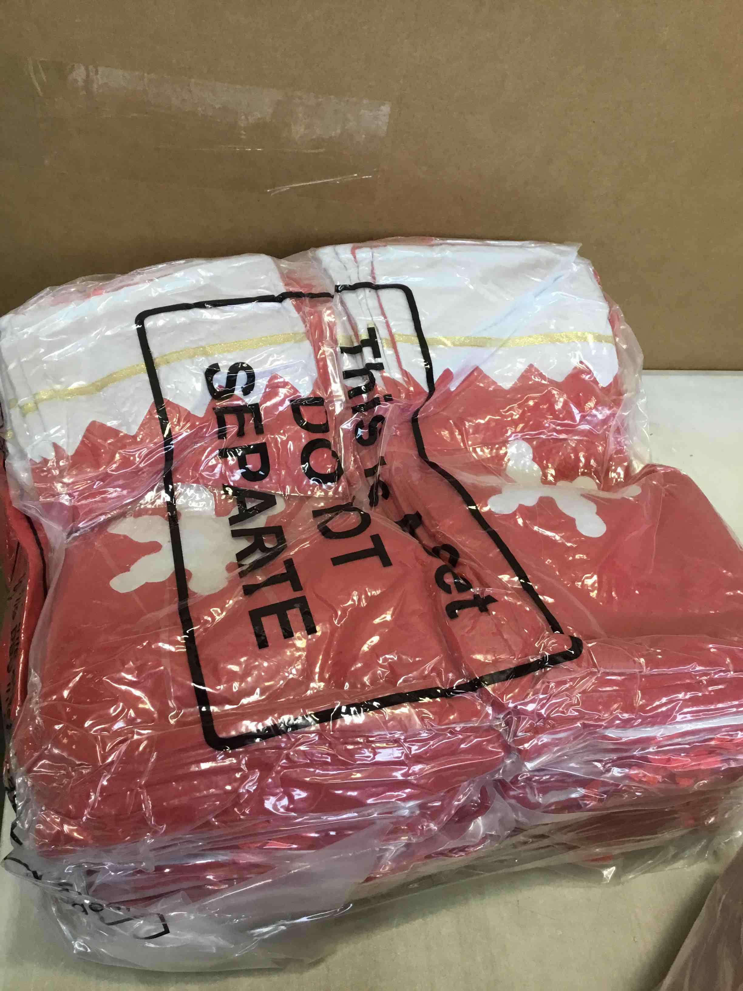 https://s3.amazonaws.com/lotting-images-prod/bidfta/PNK2225100_1743606583469.jpeg