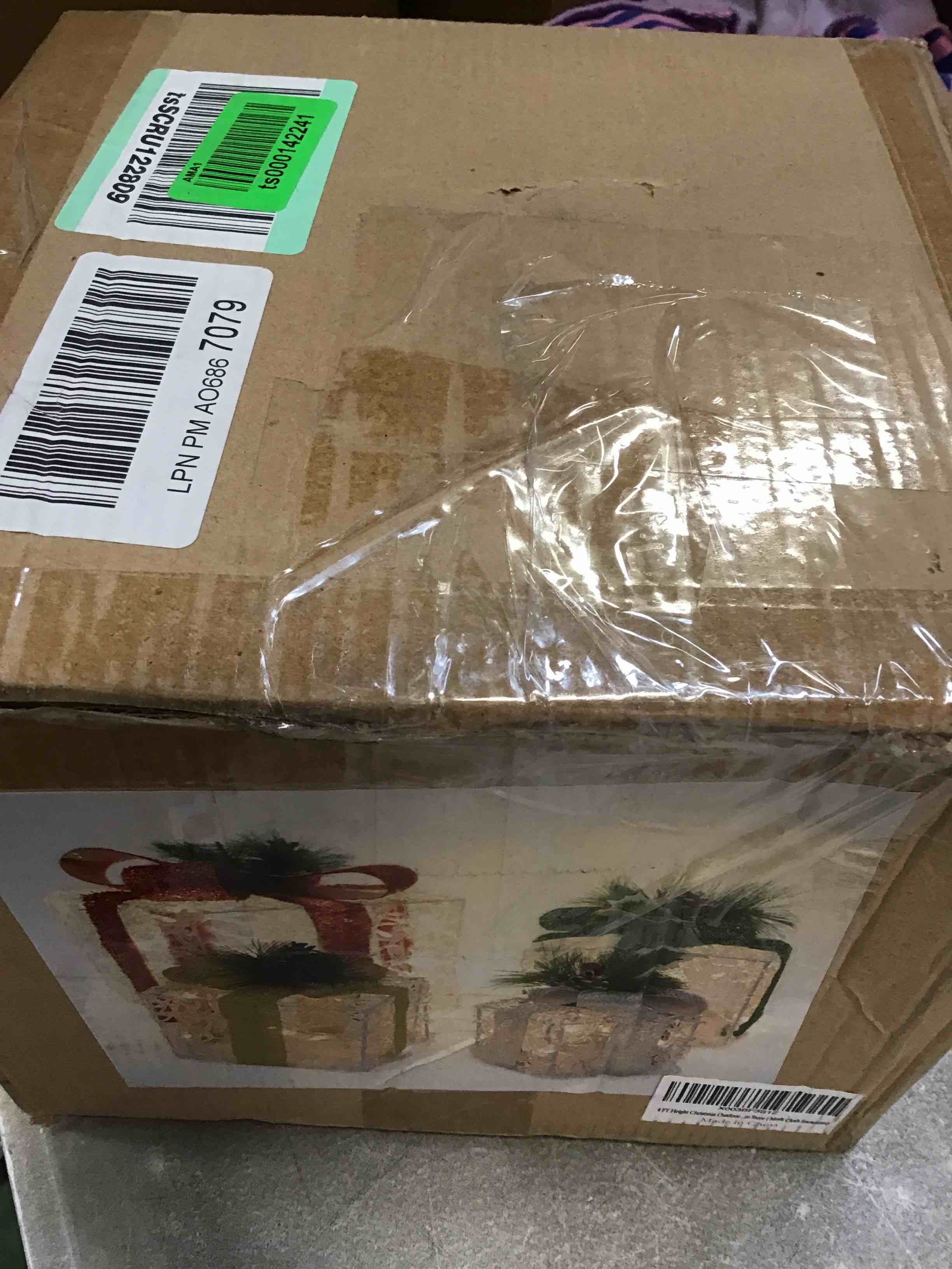 https://s3.amazonaws.com/lotting-images-prod/bidfta/PNK2225238_1743624345510.jpeg