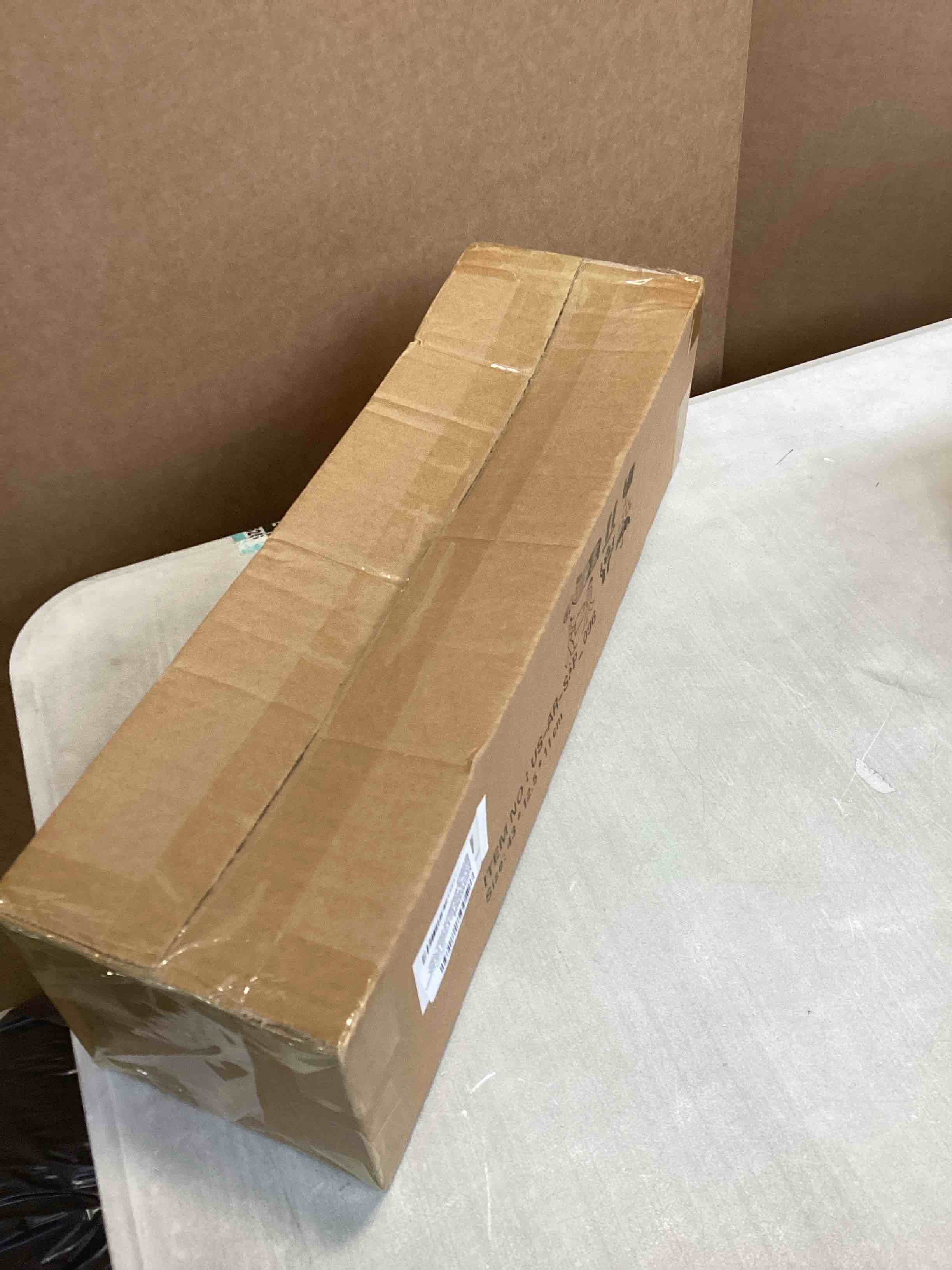 https://s3.amazonaws.com/lotting-images-prod/bidfta/PNK2226424_1744385308897.jpeg