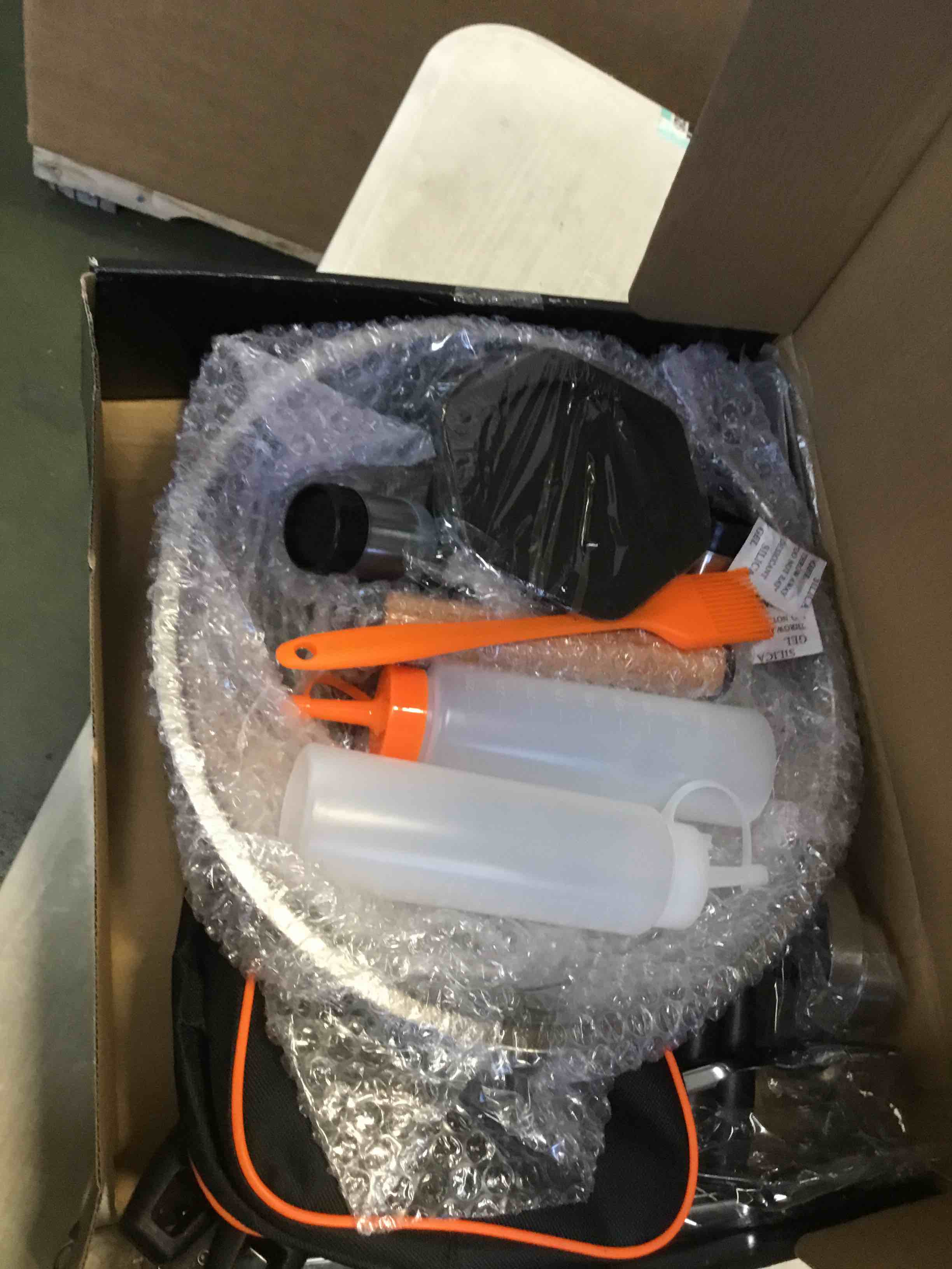 https://s3.amazonaws.com/lotting-images-prod/bidfta/PNK2226589_1744808320590.jpeg