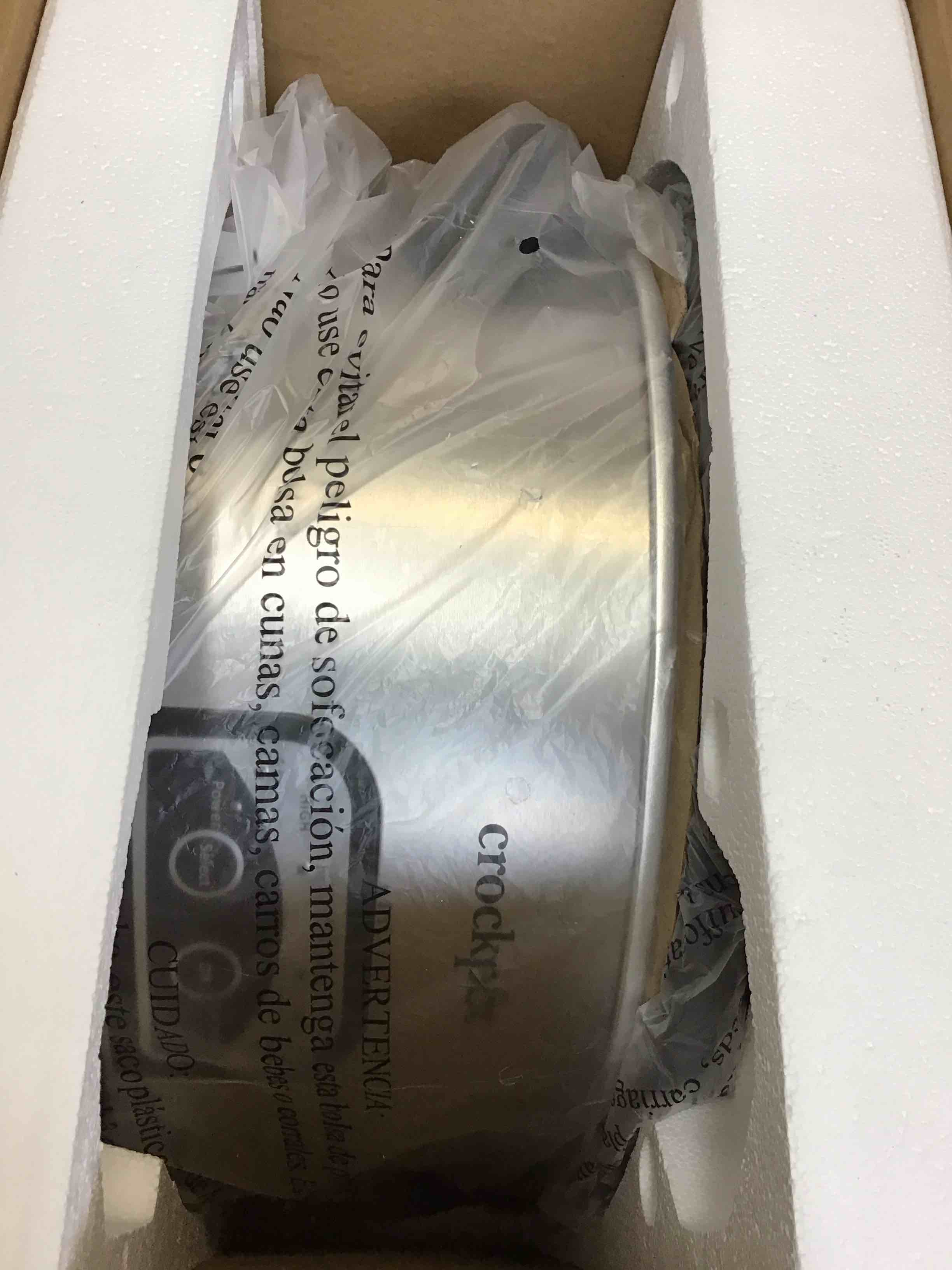 https://s3.amazonaws.com/lotting-images-prod/bidfta/PNK2226920_1744904214766.jpeg