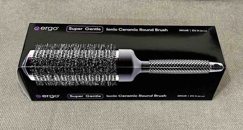 Ergo ERG65 Super Gentle Professional Ionic Ceramic Round Hair Brush - NEW!!