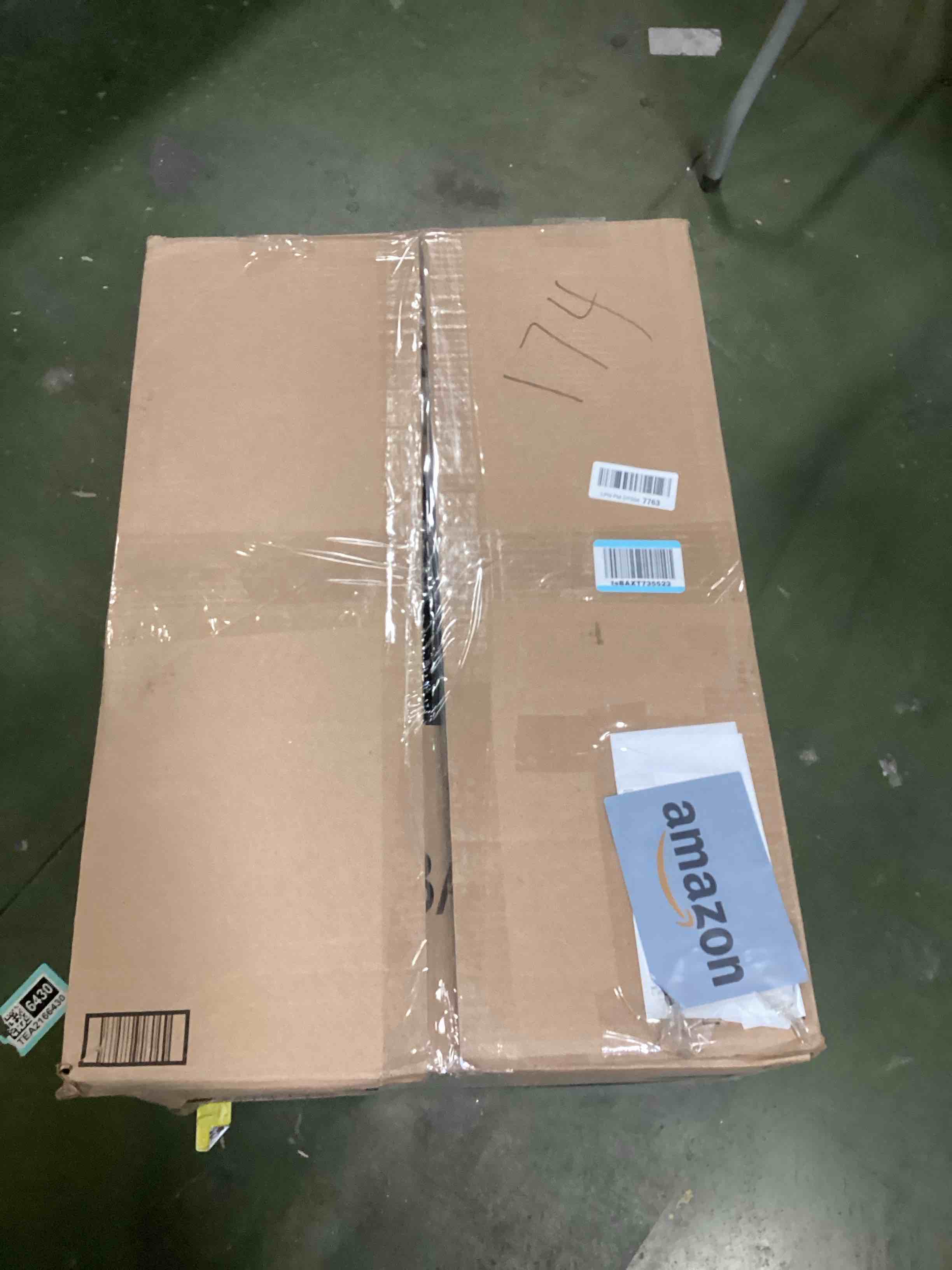 https://s3.amazonaws.com/lotting-images-prod/bidfta/PNK2228221_1744986698429.jpeg