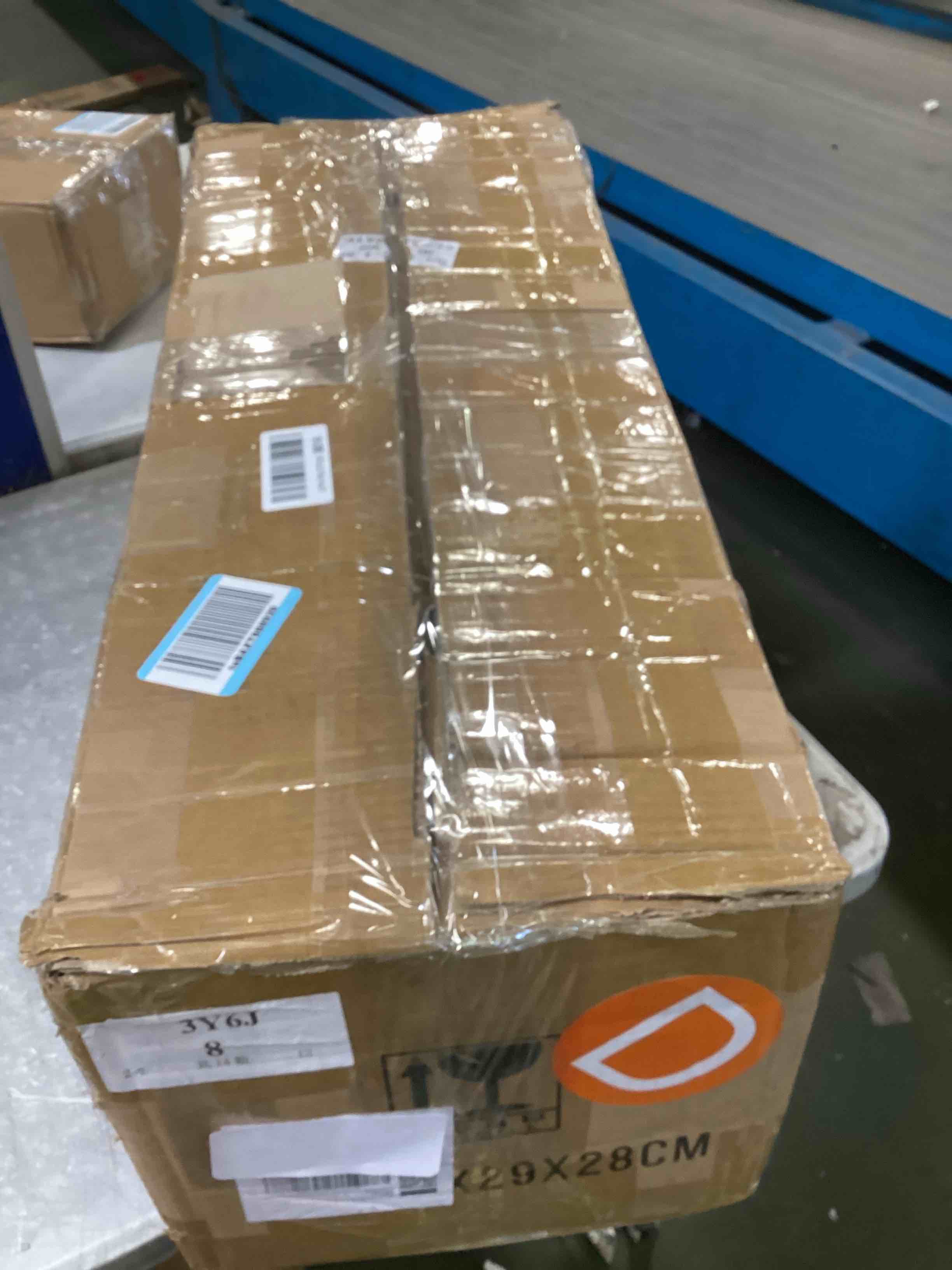 https://s3.amazonaws.com/lotting-images-prod/bidfta/PNK2228268_1744997650601.jpeg