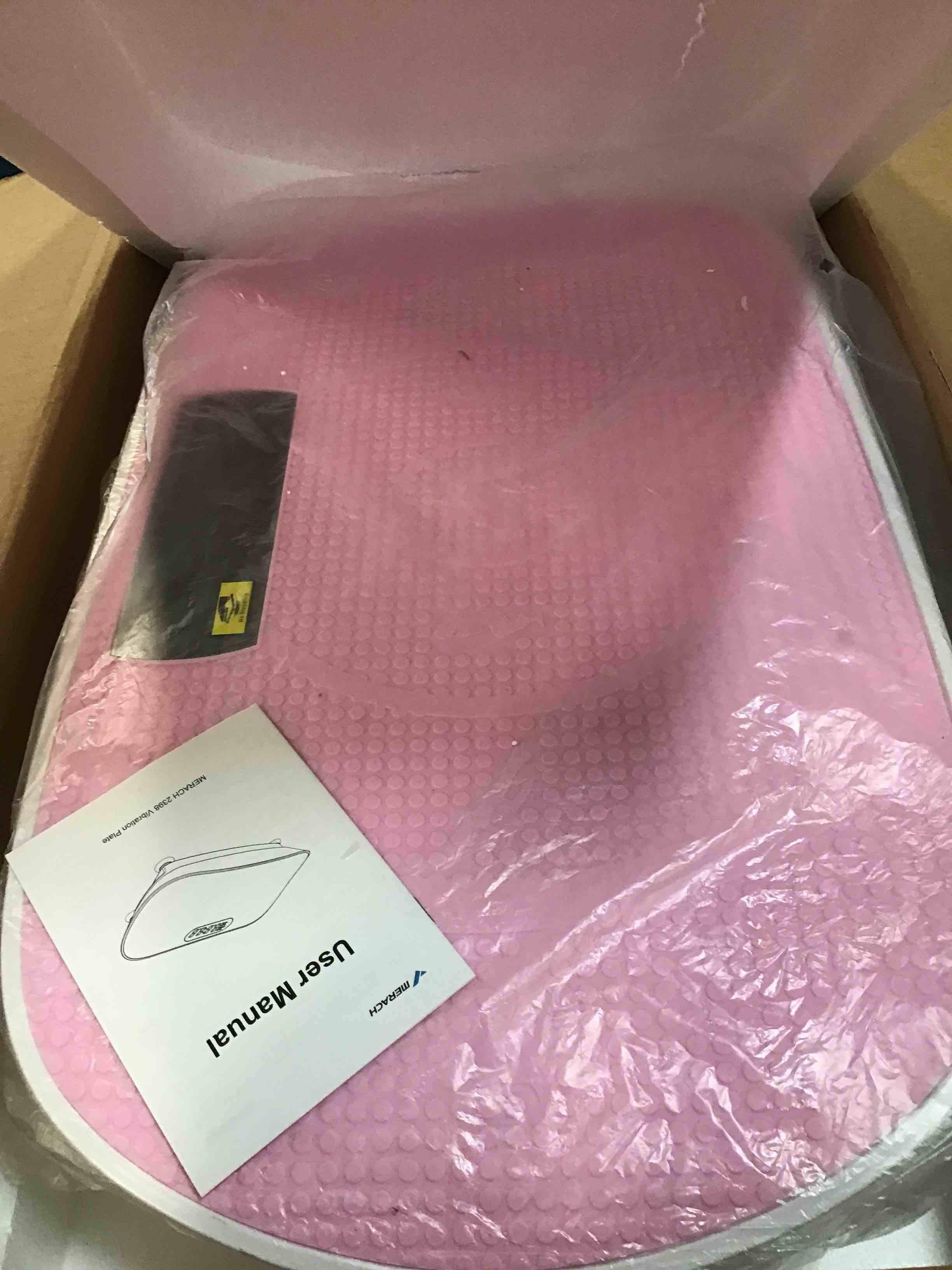 https://s3.amazonaws.com/lotting-images-prod/bidfta/PNK2228482_1745259566185.jpeg