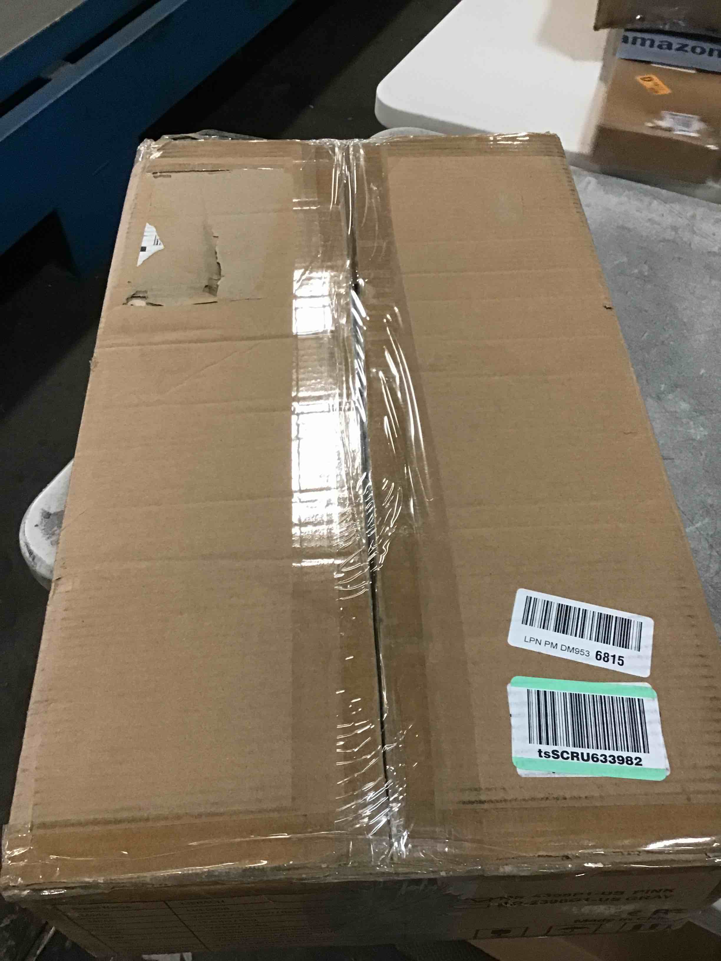 https://s3.amazonaws.com/lotting-images-prod/bidfta/PNK2228482_1745259584198.jpeg