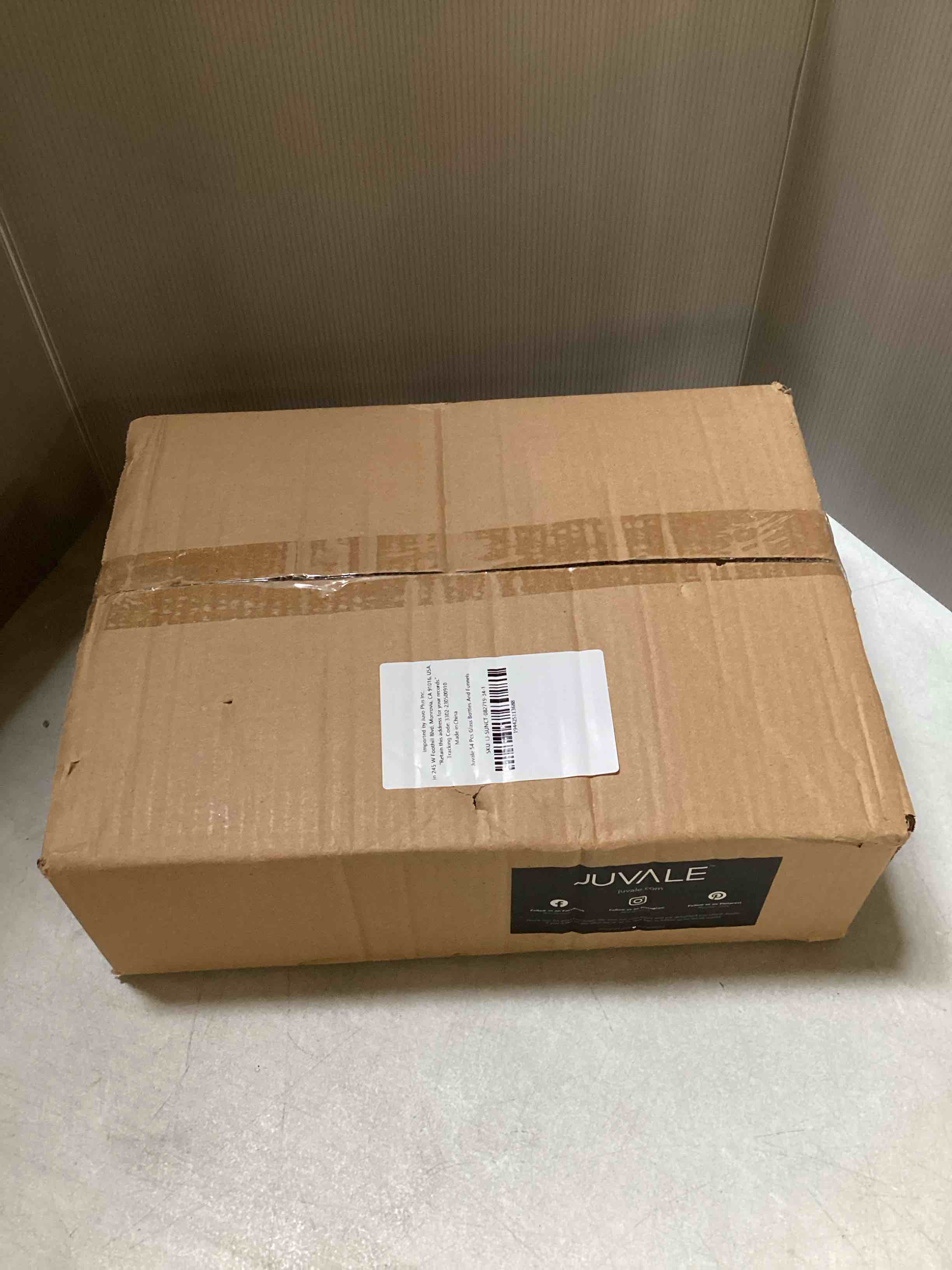 https://s3.amazonaws.com/lotting-images-prod/bidfta/PNK2229200_1745595535235.jpeg