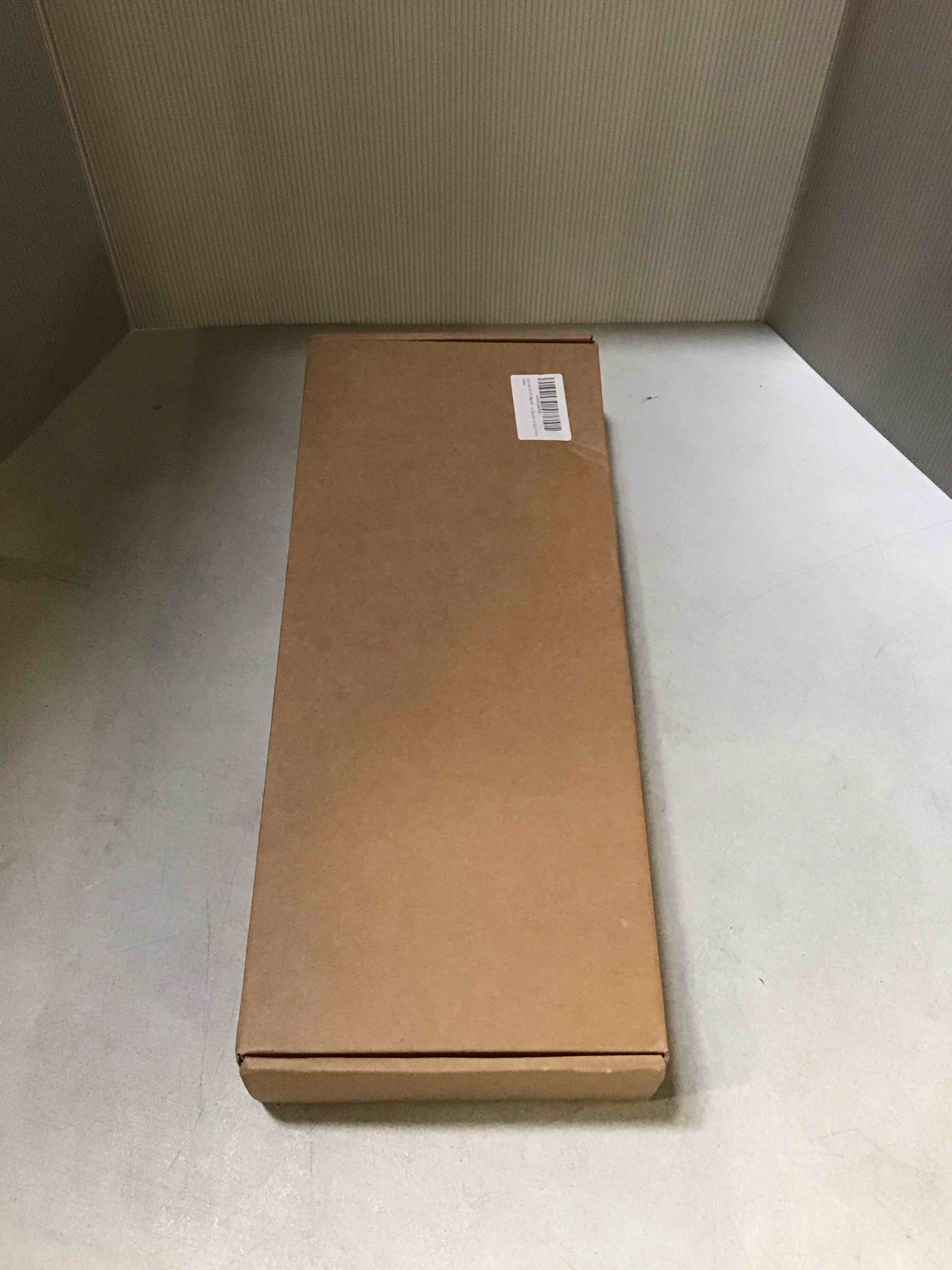 https://s3.amazonaws.com/lotting-images-prod/bidfta/PNK2229833_1745952771403.jpeg