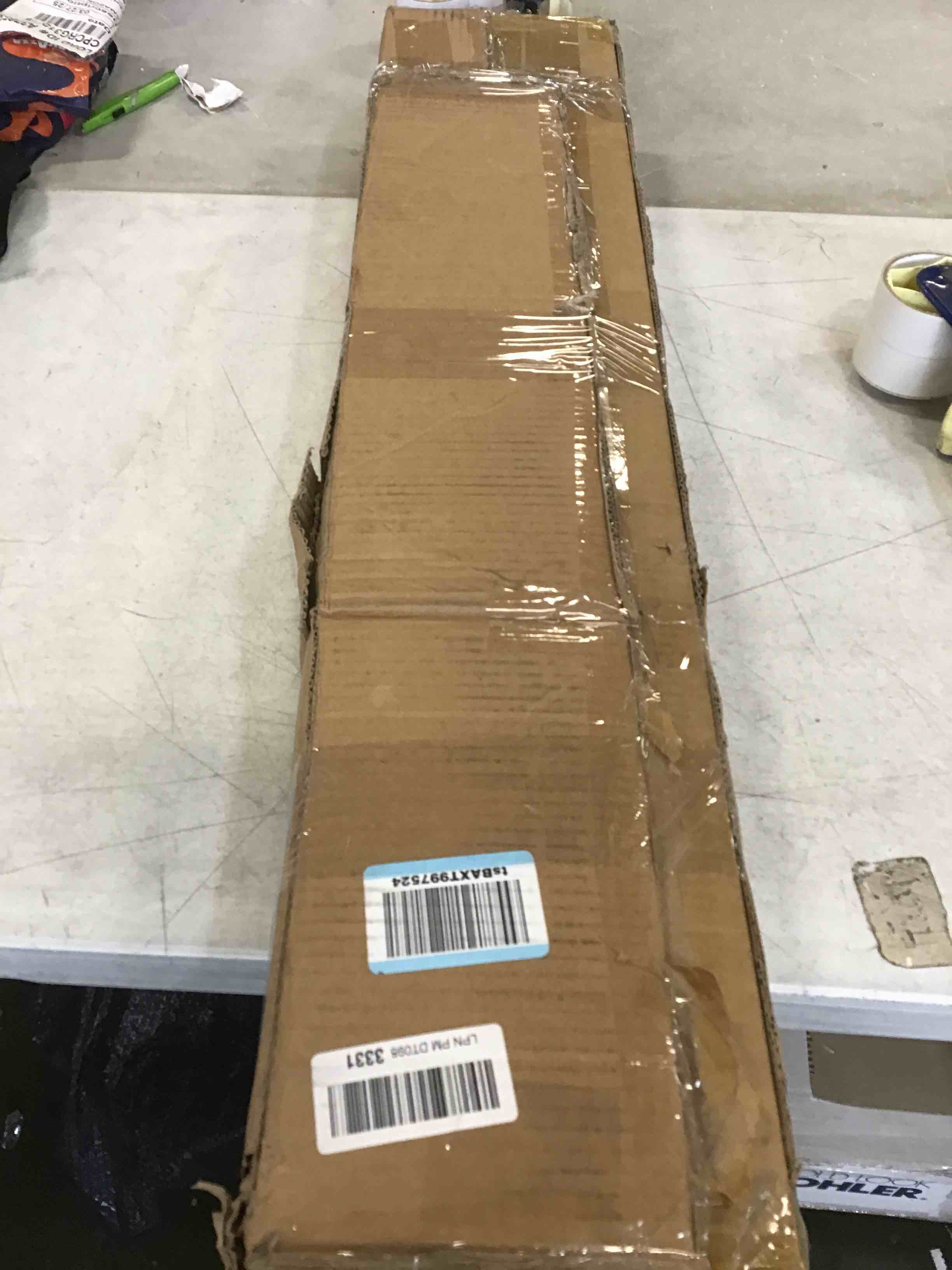 https://s3.amazonaws.com/lotting-images-prod/bidfta/PNK2230400_1743707112621.jpeg