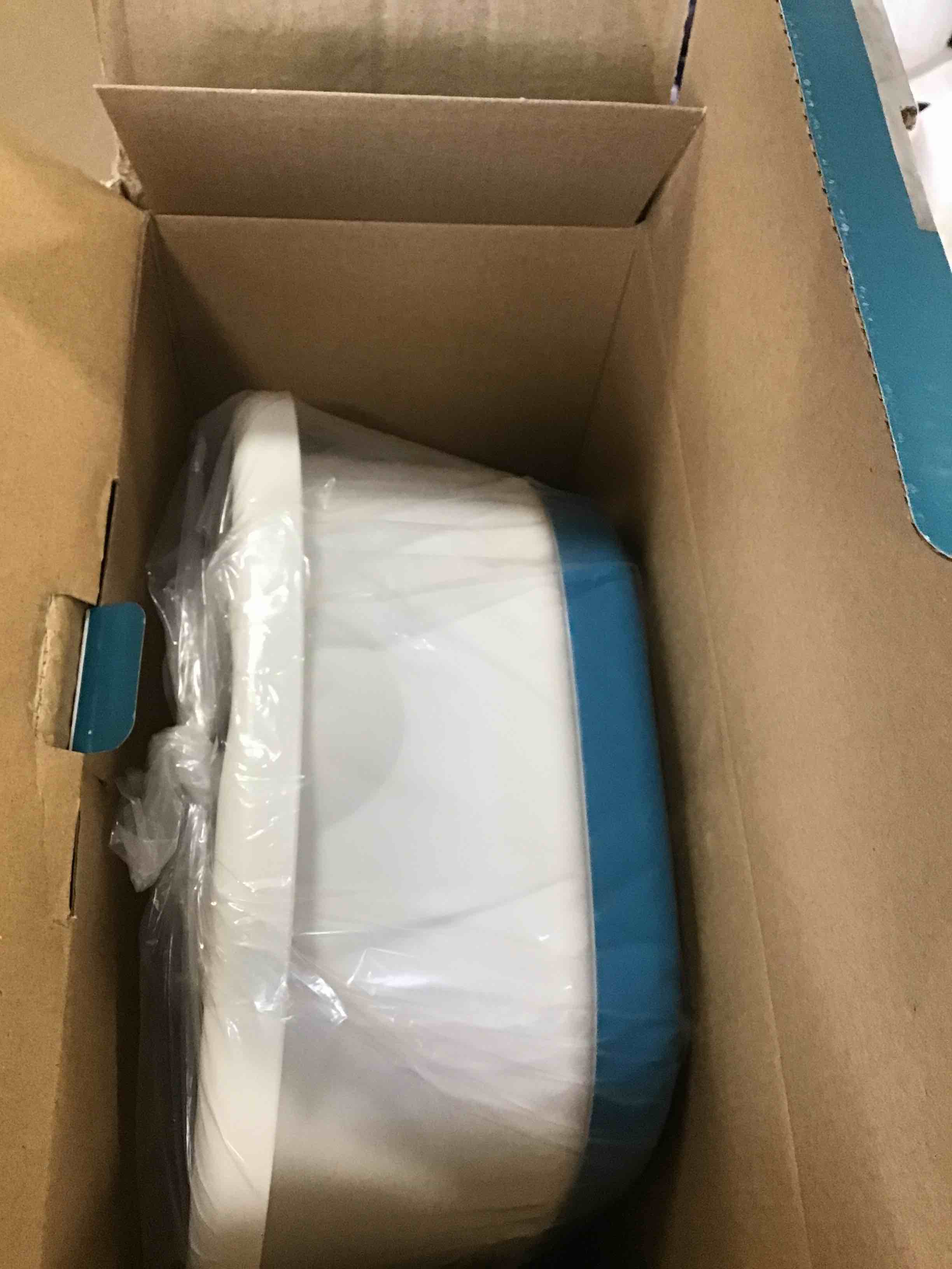 https://s3.amazonaws.com/lotting-images-prod/bidfta/PNK2230503_1743776411026.jpeg