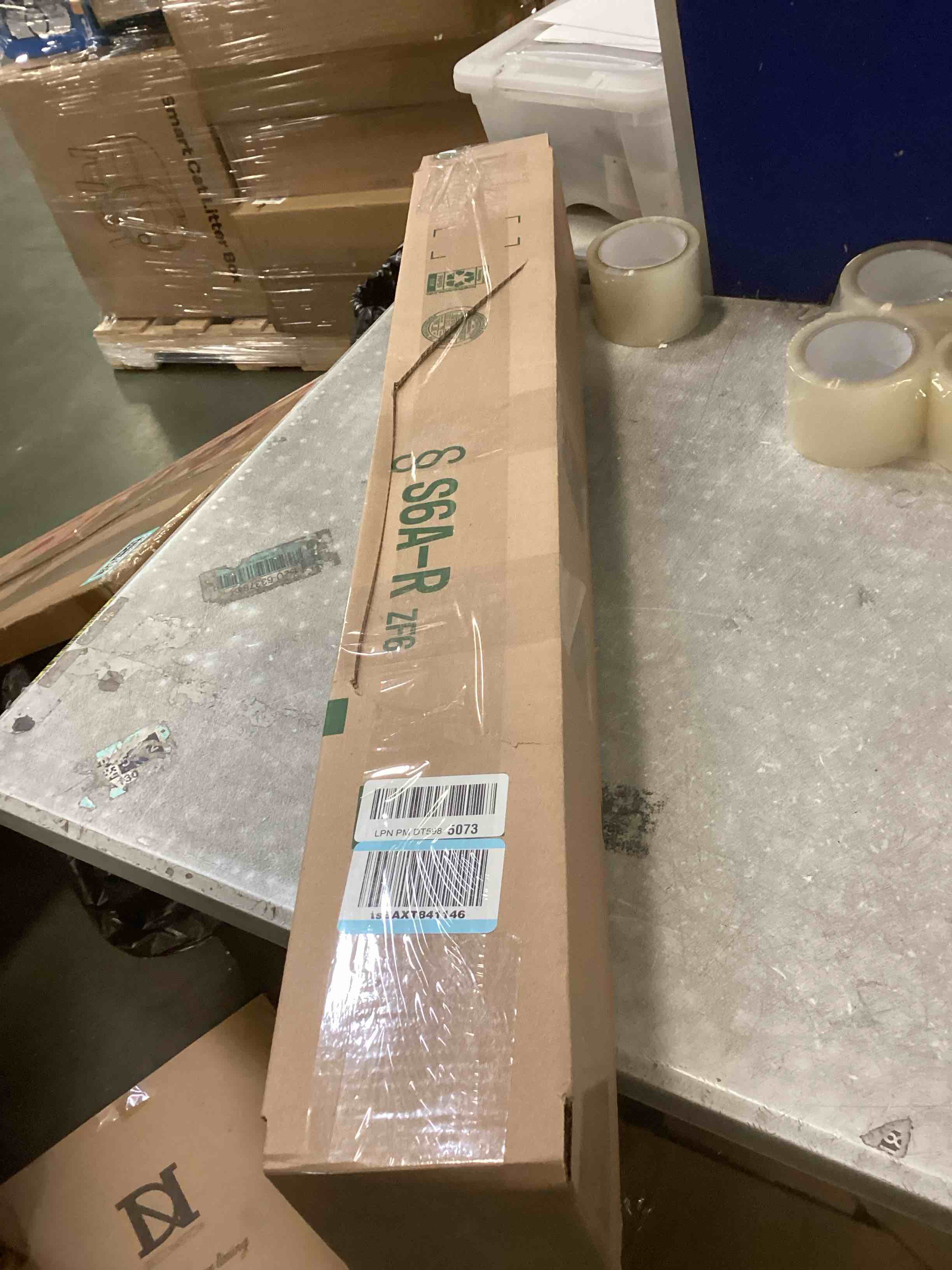 https://s3.amazonaws.com/lotting-images-prod/bidfta/PNK2230596_1744727517149.jpeg