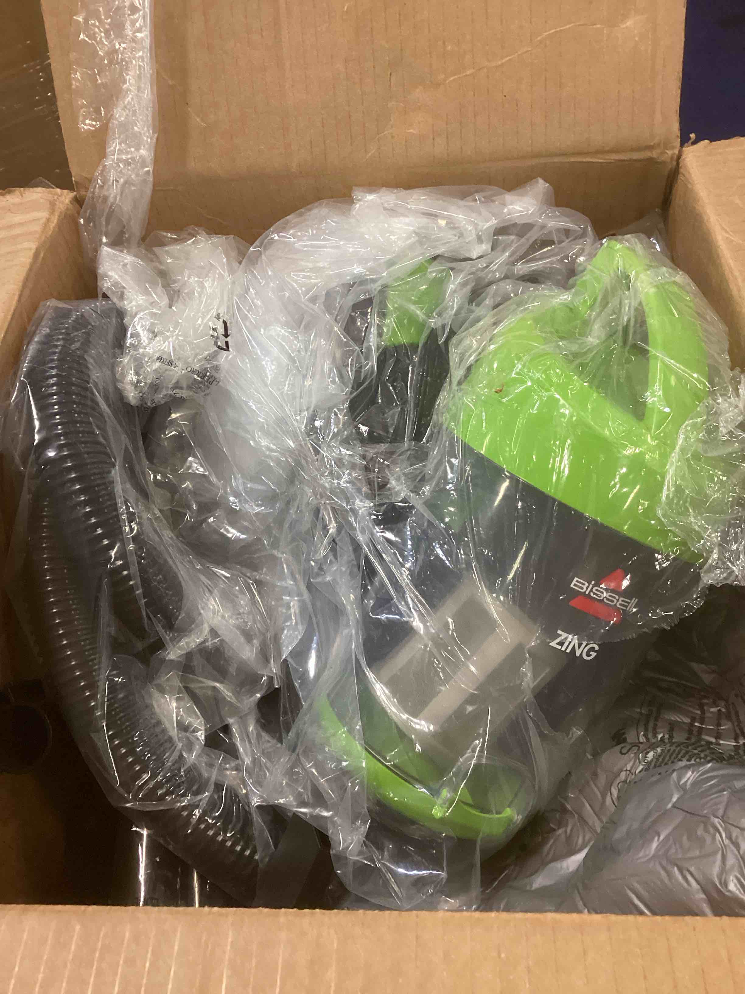https://s3.amazonaws.com/lotting-images-prod/bidfta/PNK2230750_1744743287740.jpeg