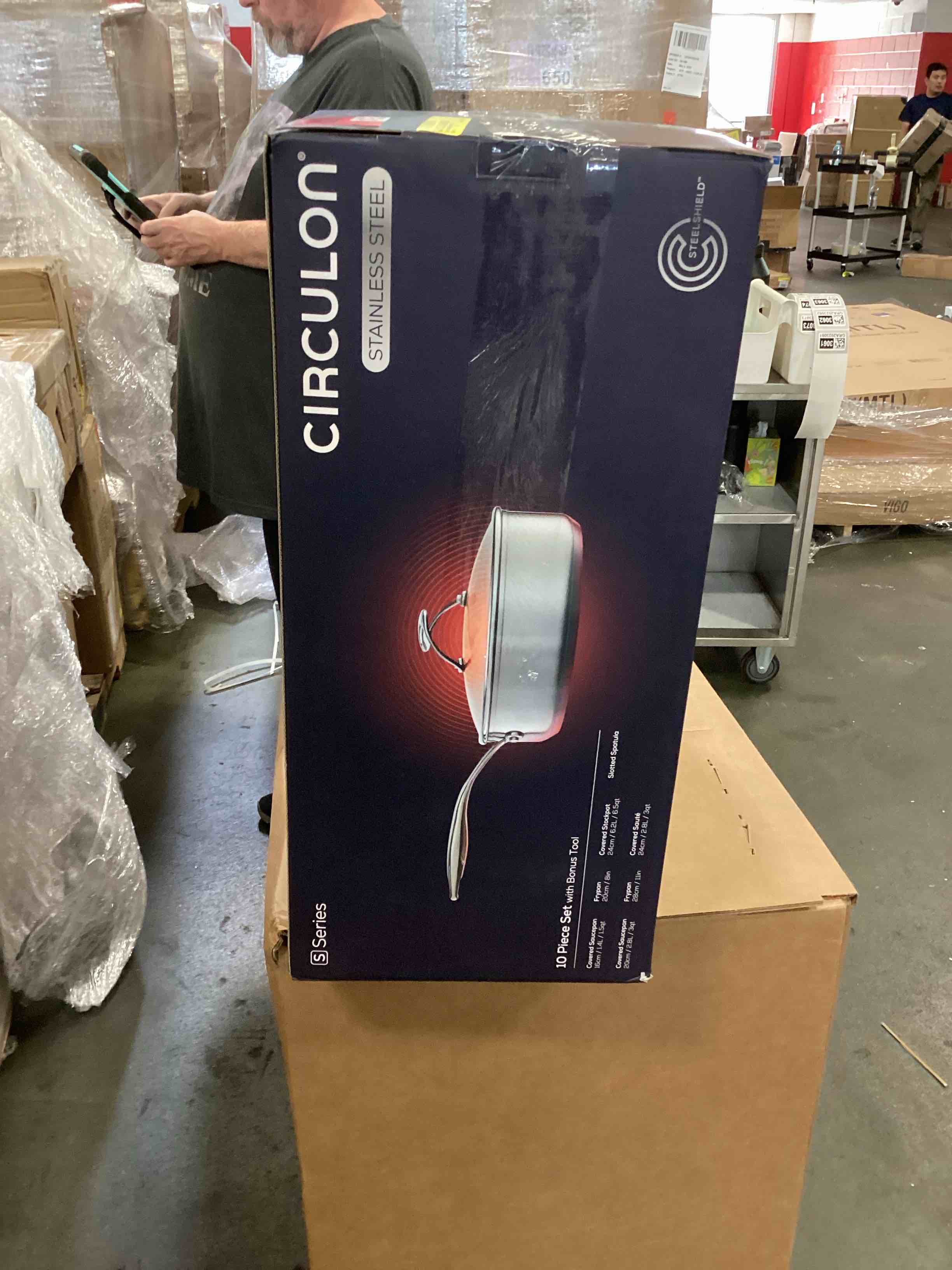 https://s3.amazonaws.com/lotting-images-prod/bidfta/PNK2231969_1746637488400.jpeg