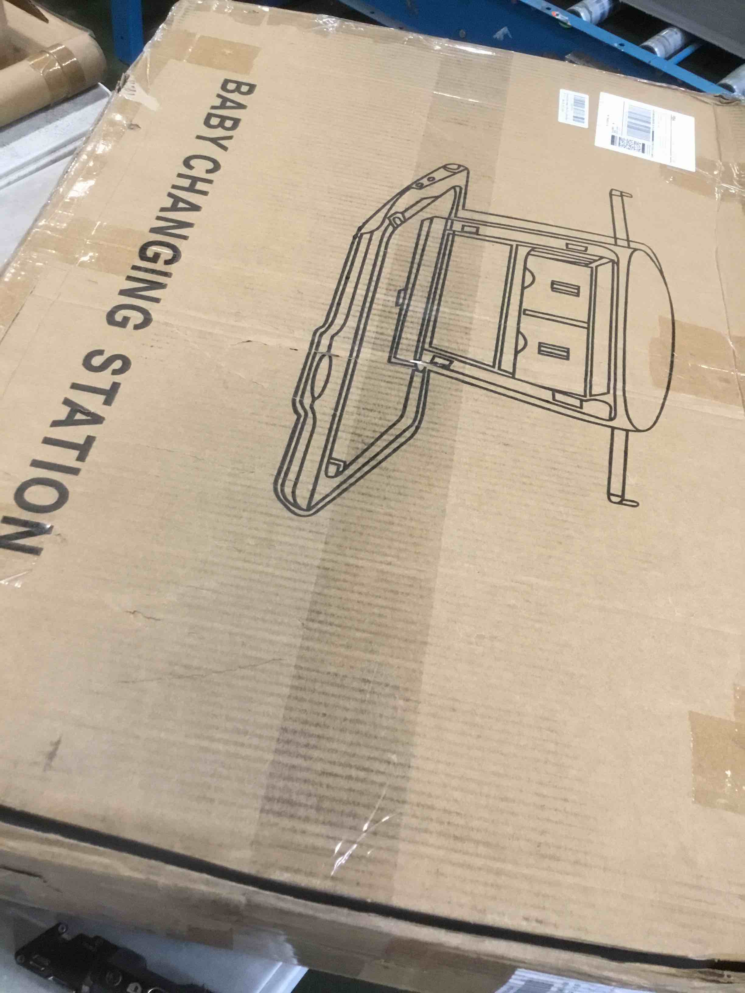 https://s3.amazonaws.com/lotting-images-prod/bidfta/PNK2234244_1743695618477.jpeg