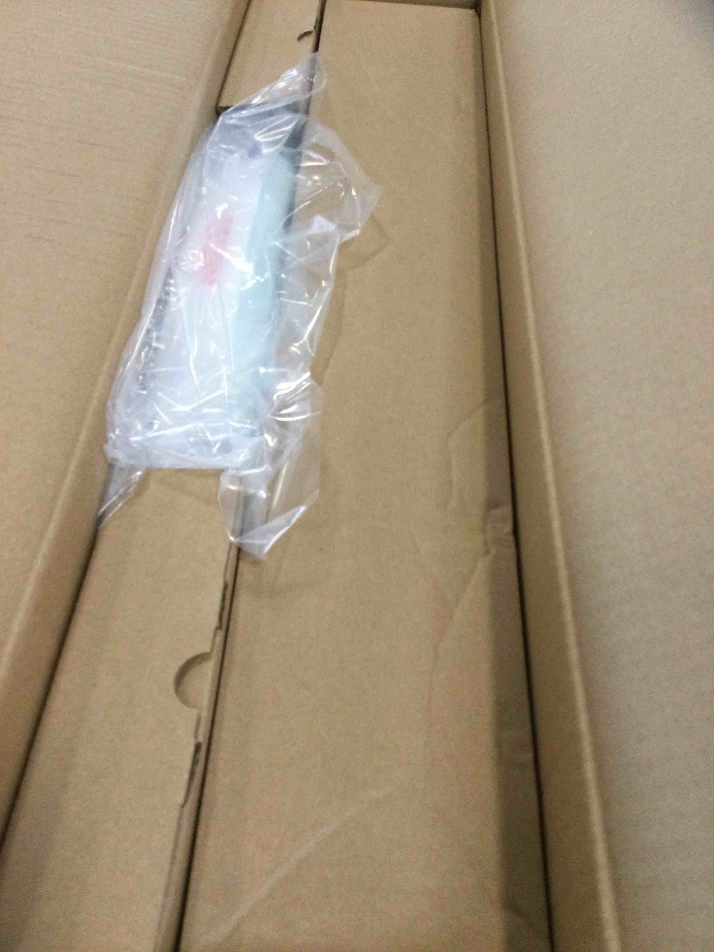 https://s3.amazonaws.com/lotting-images-prod/bidfta/PNK2234871_1745502788715.jpeg