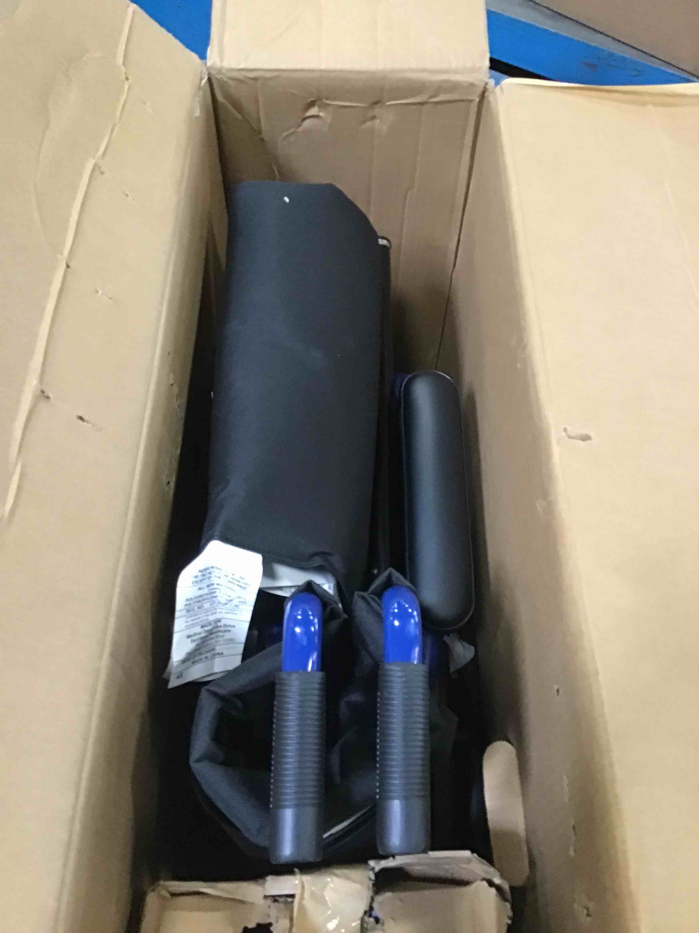 https://s3.amazonaws.com/lotting-images-prod/bidfta/PNK2234975_1745519016190.jpeg