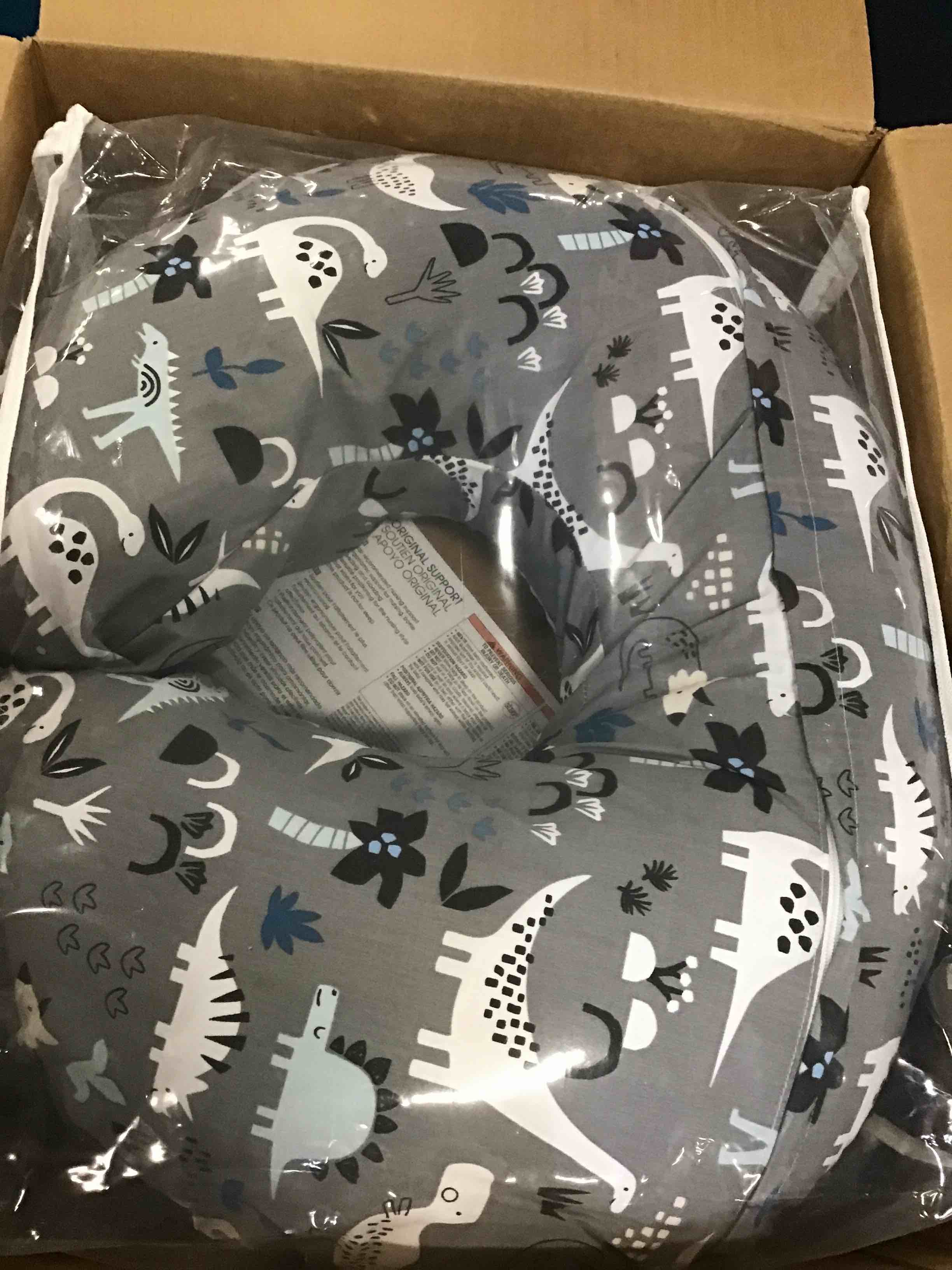 https://s3.amazonaws.com/lotting-images-prod/bidfta/PNK2234988_1745520673676.jpeg