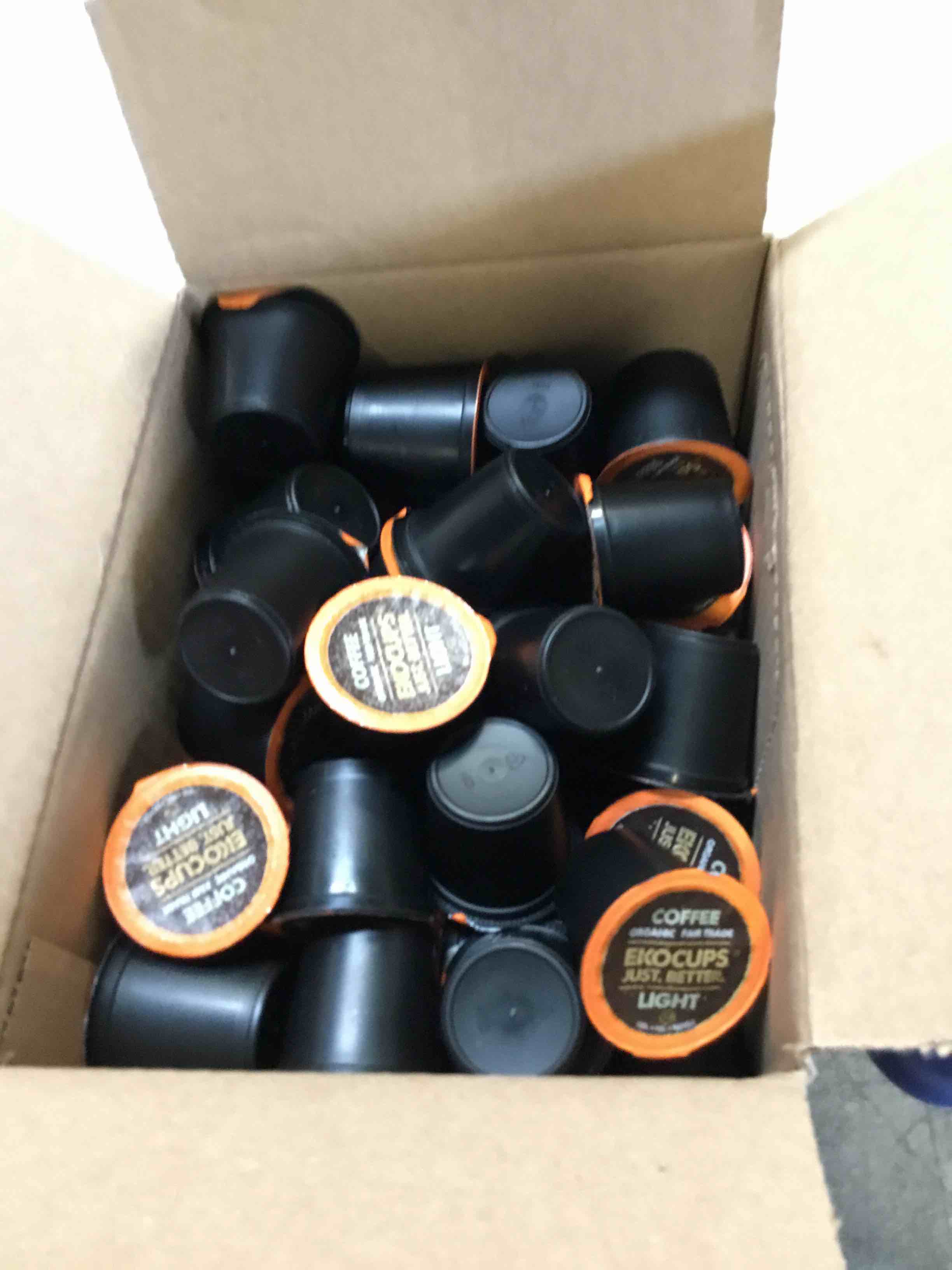 https://s3.amazonaws.com/lotting-images-prod/bidfta/PNK2235163_1745850667909.jpeg